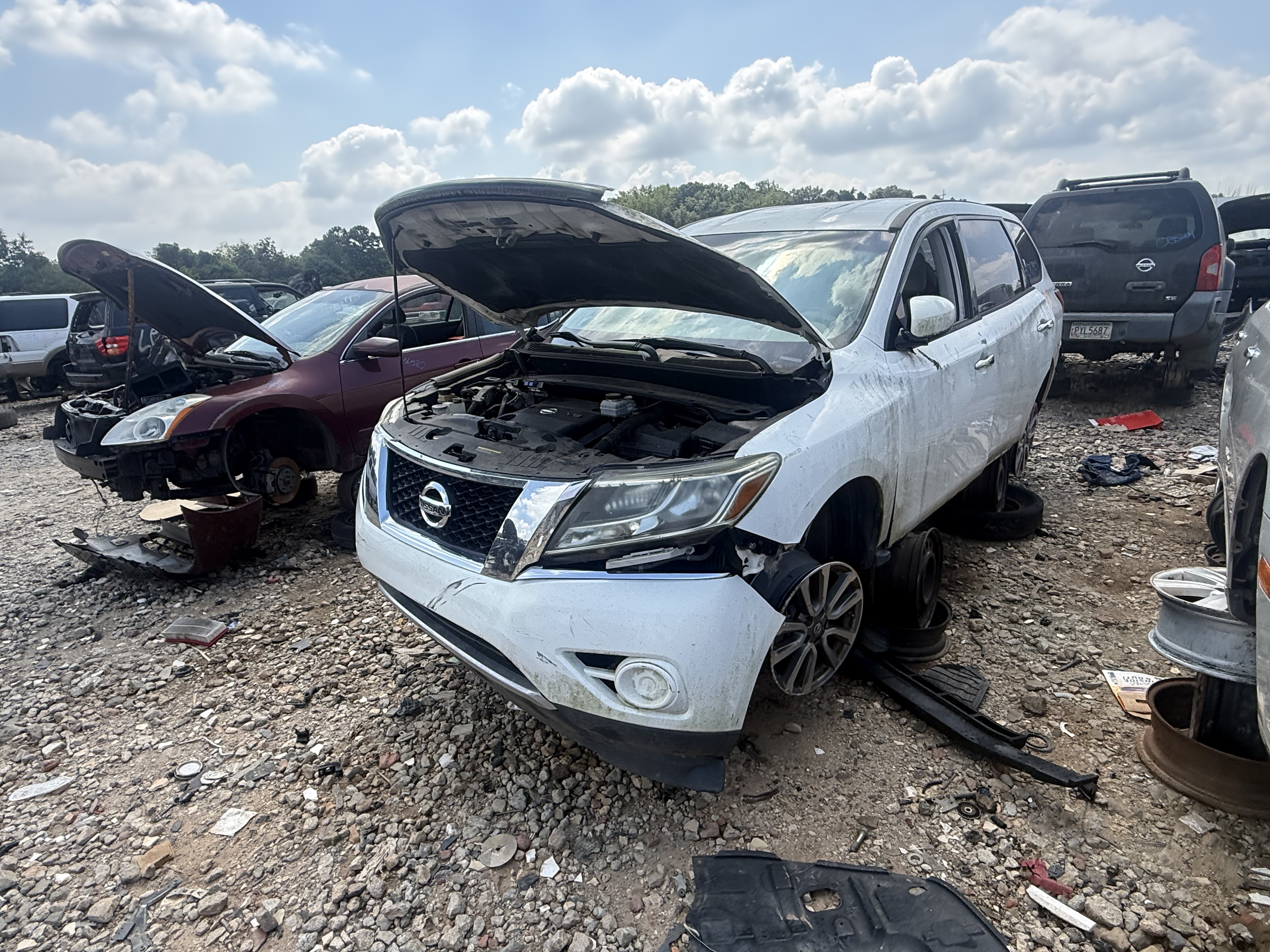 2013 NISSAN Pathfinder