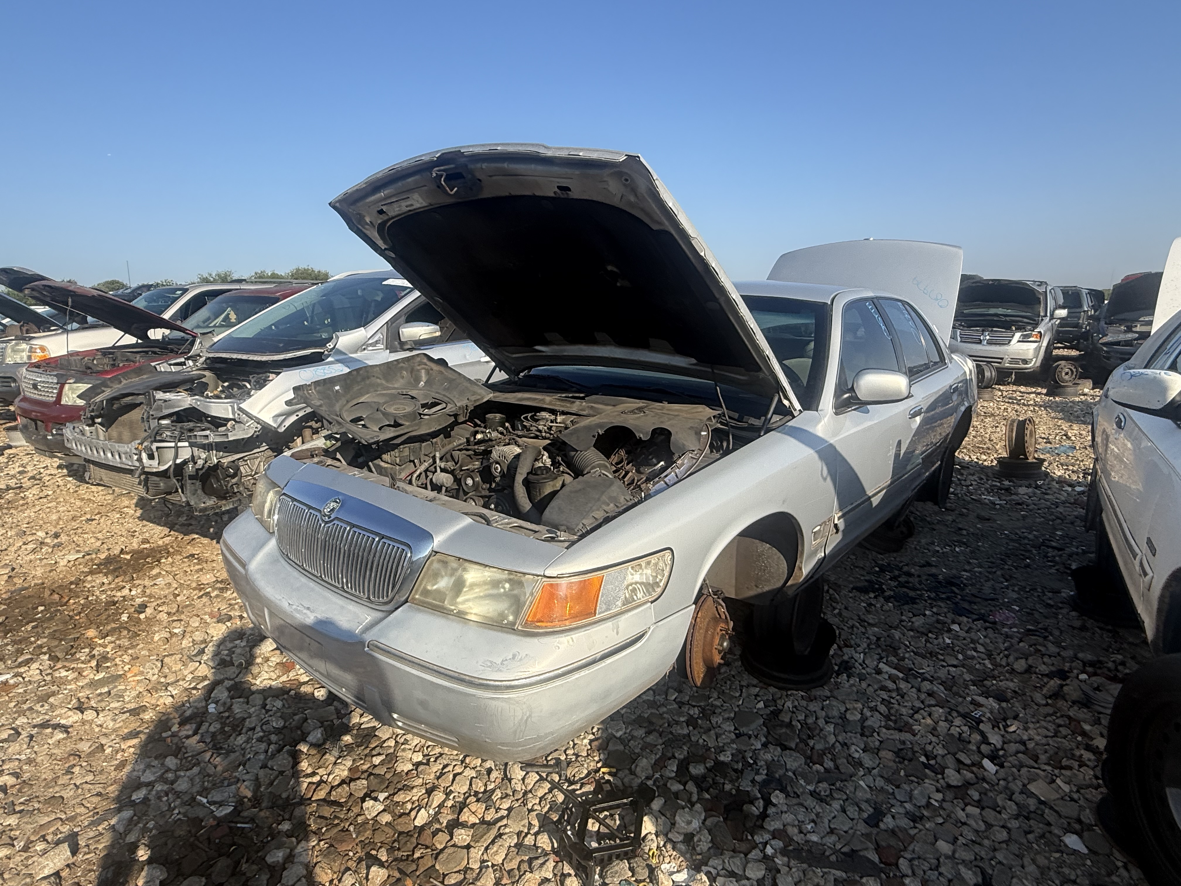 2001 MERCURY Grand Marquis
