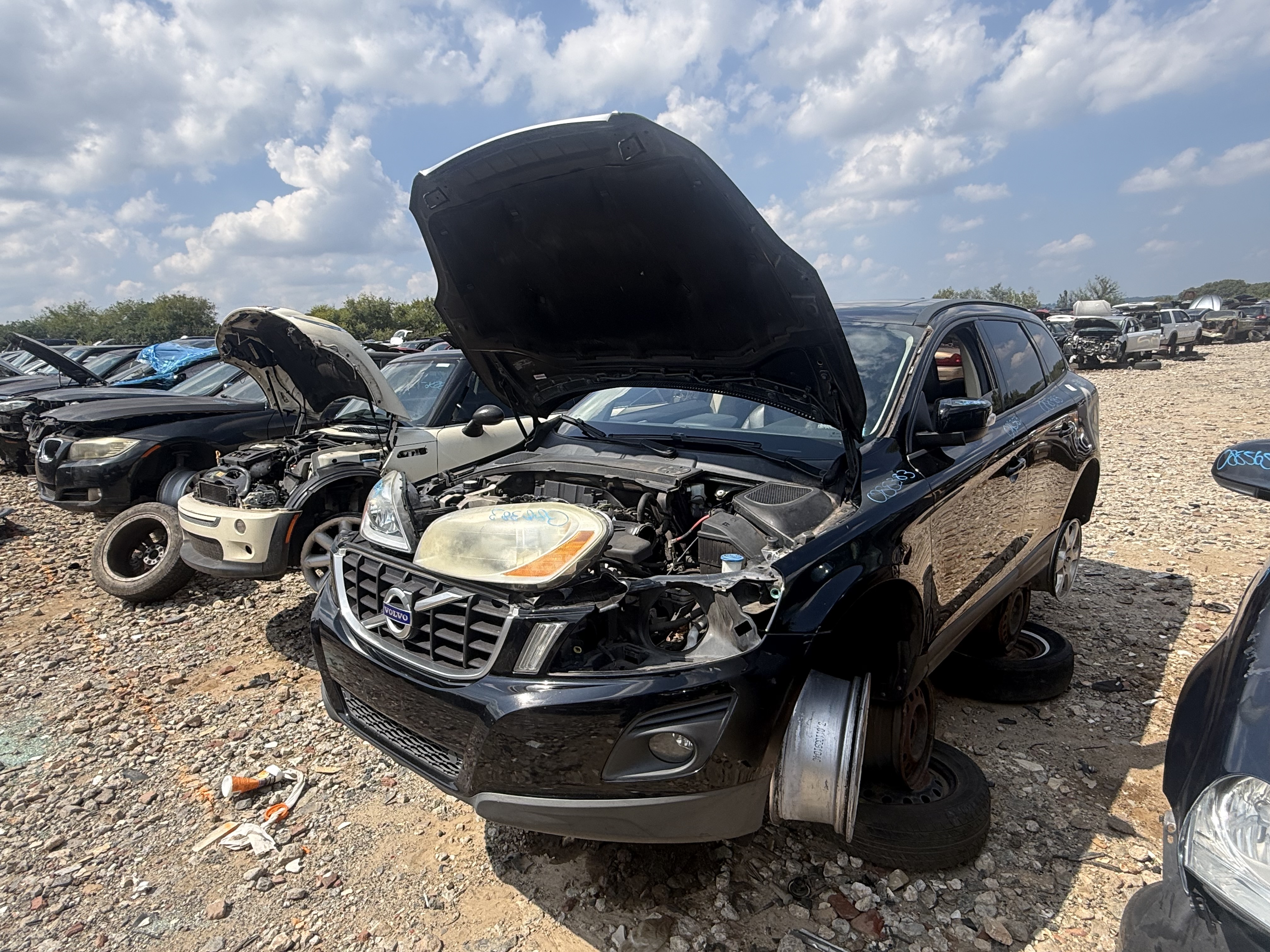 2010 VOLVO Xc60