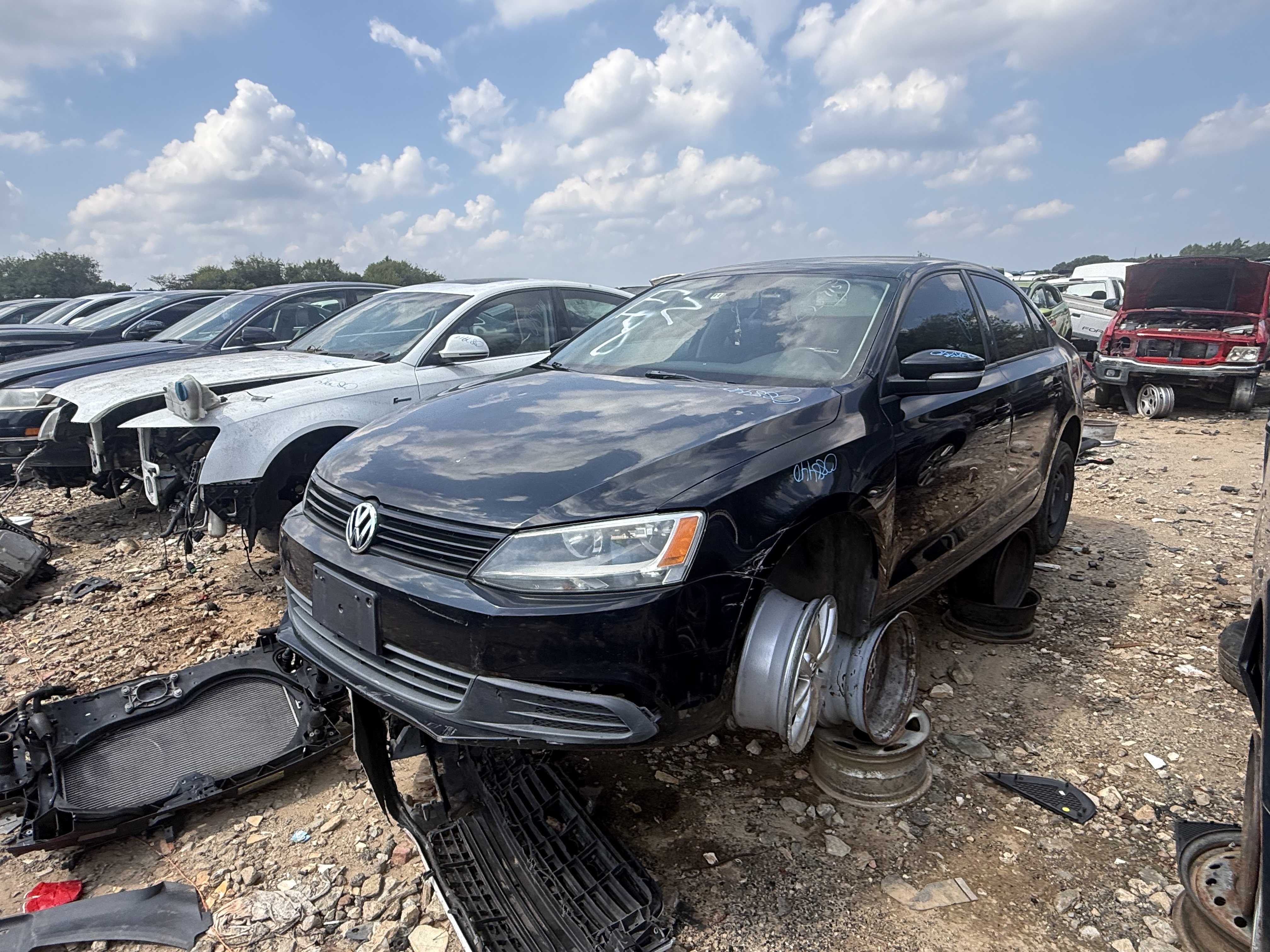 2011 VOLKSWAGEN Jetta