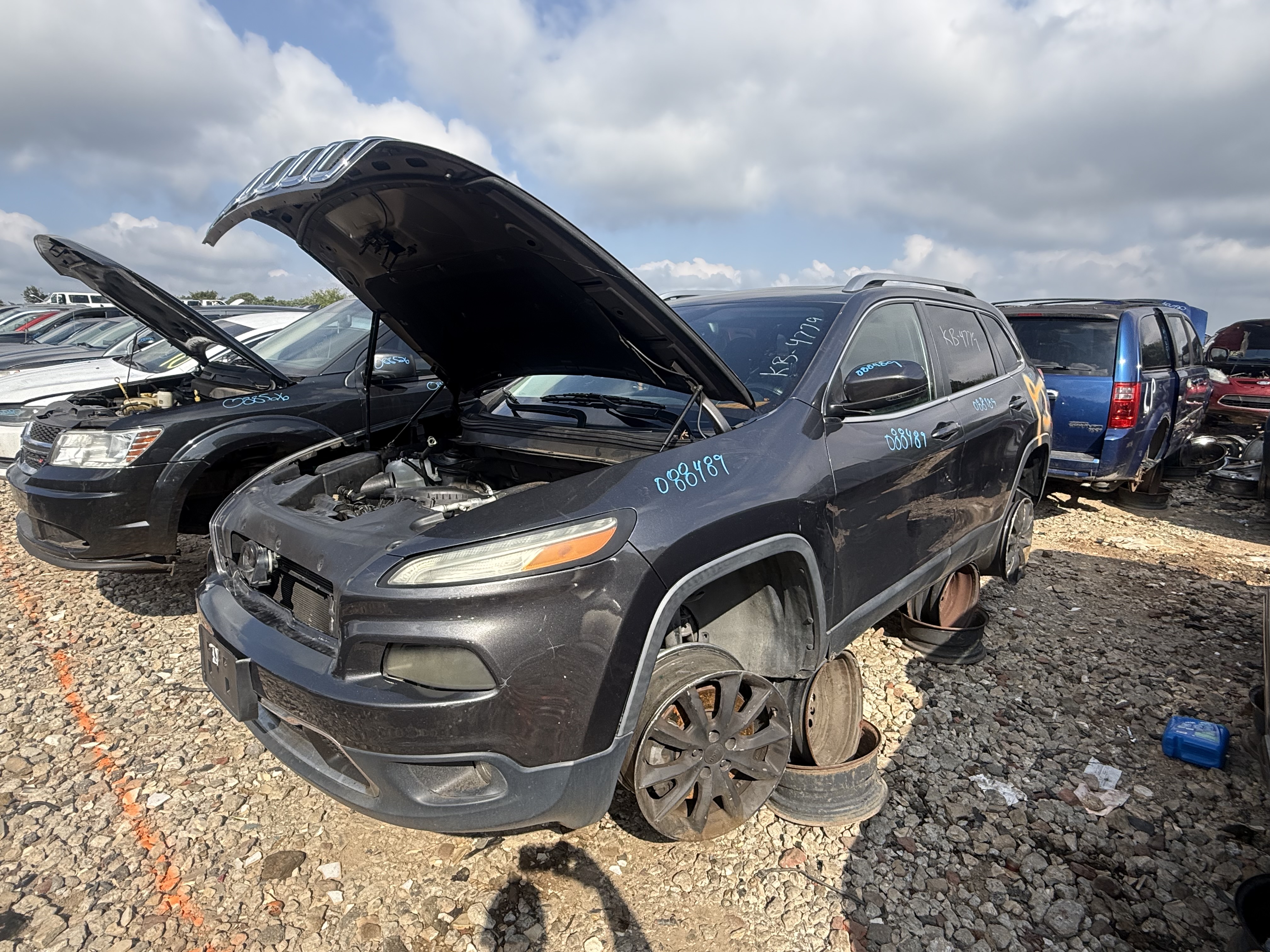2014 JEEP Cherokee