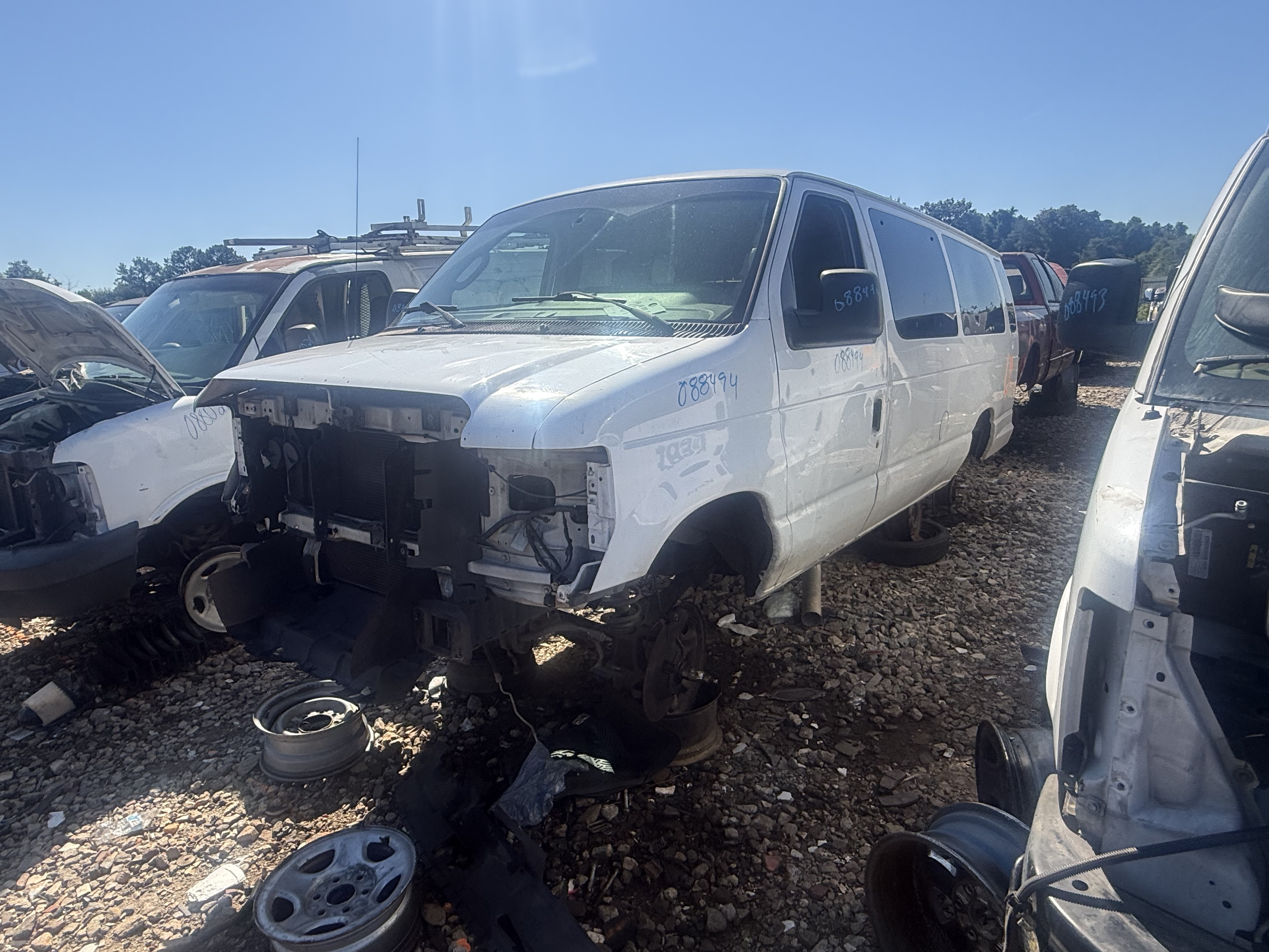 2012 FORD E-350