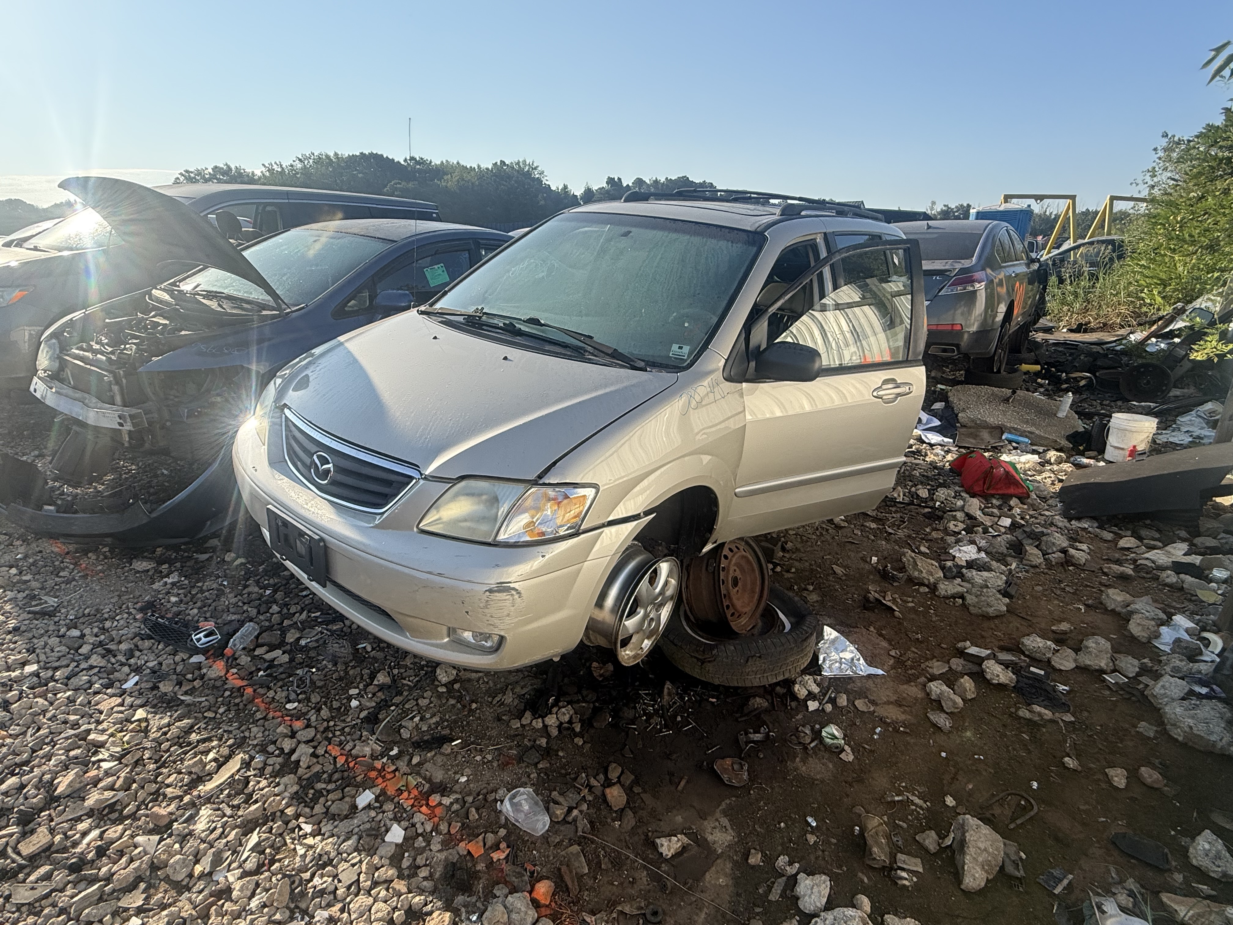 2000 MAZDA Mpv