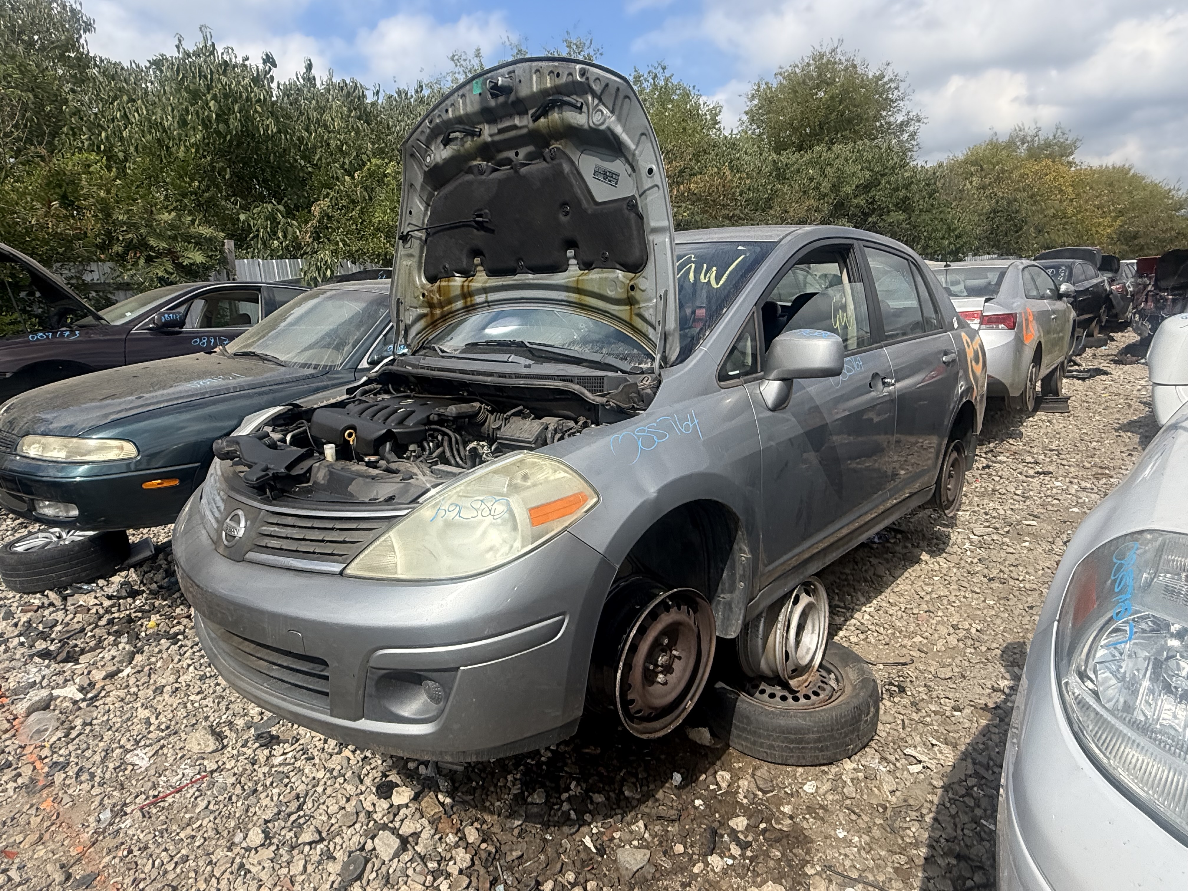 2009 NISSAN Versa