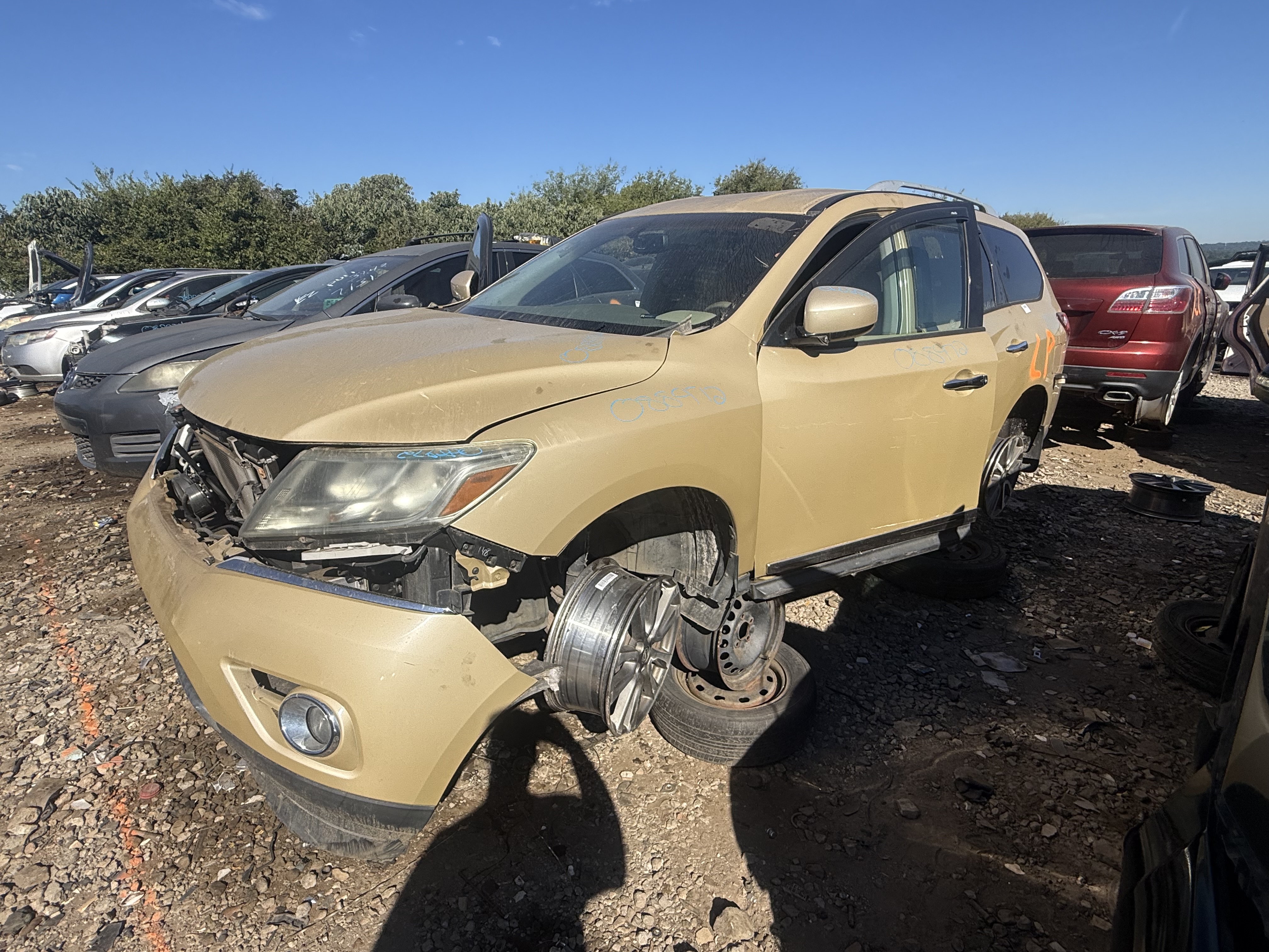 2013 NISSAN Pathfinder
