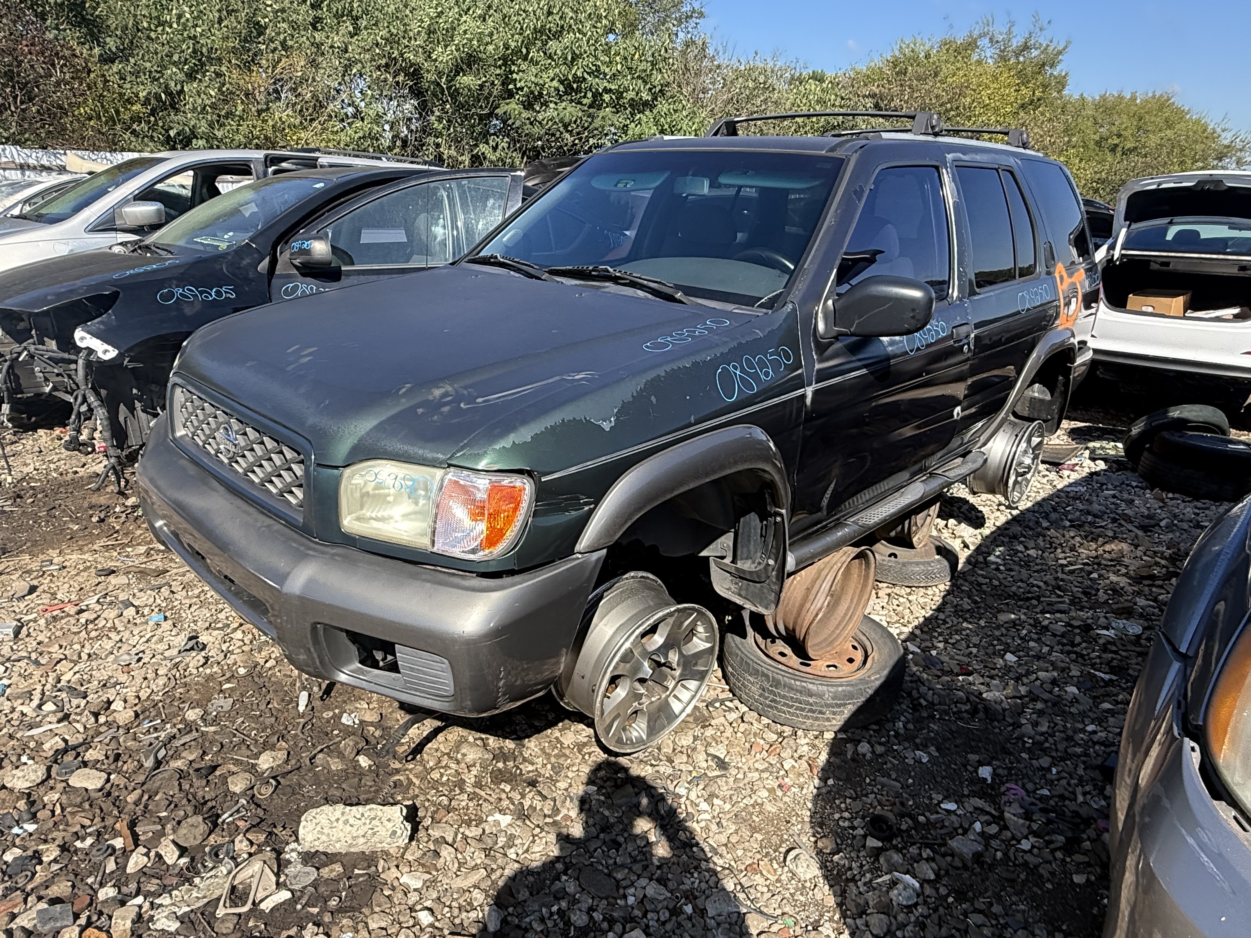 2000 NISSAN Pathfinder