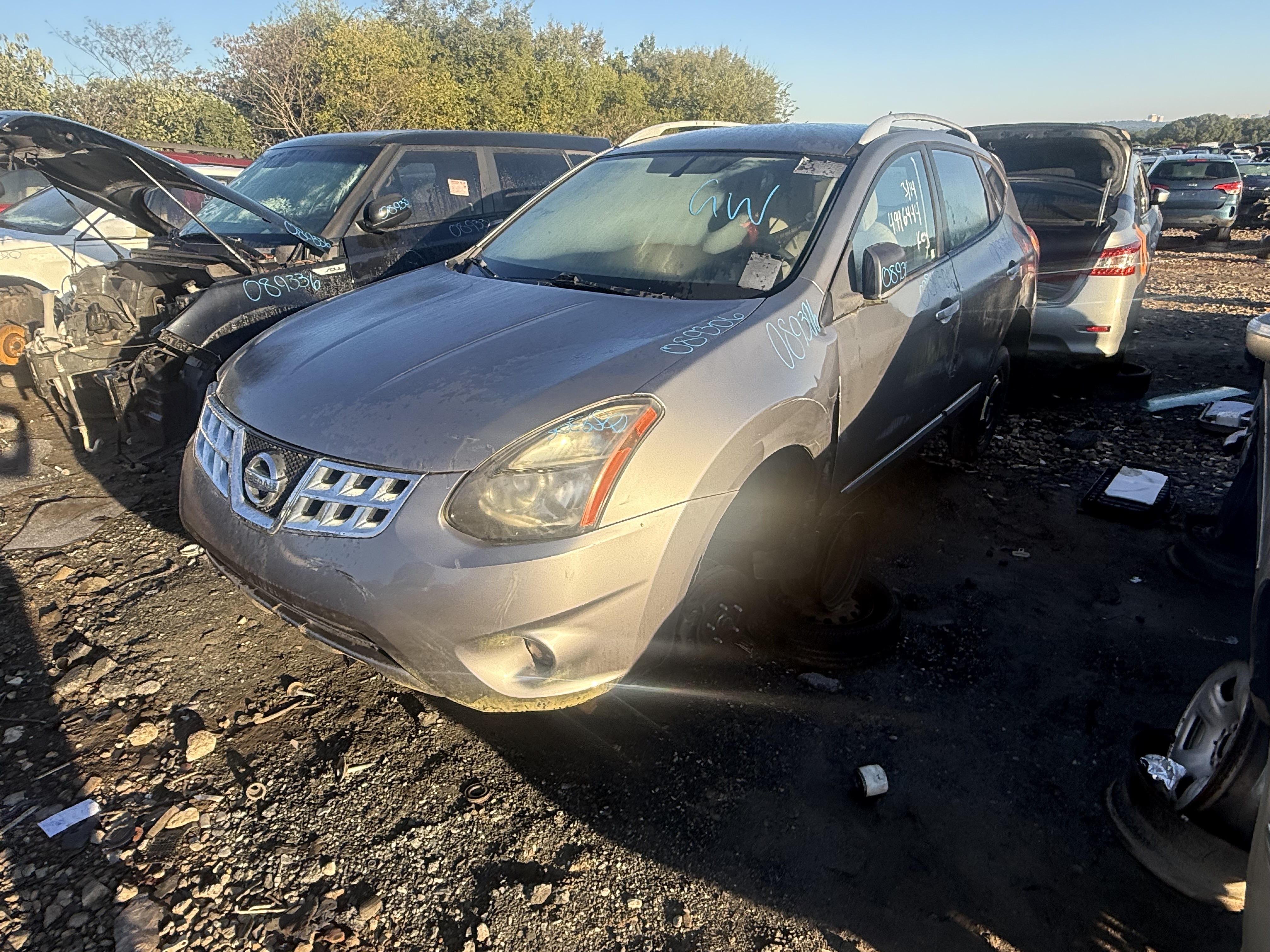 2014 NISSAN Rogue Select