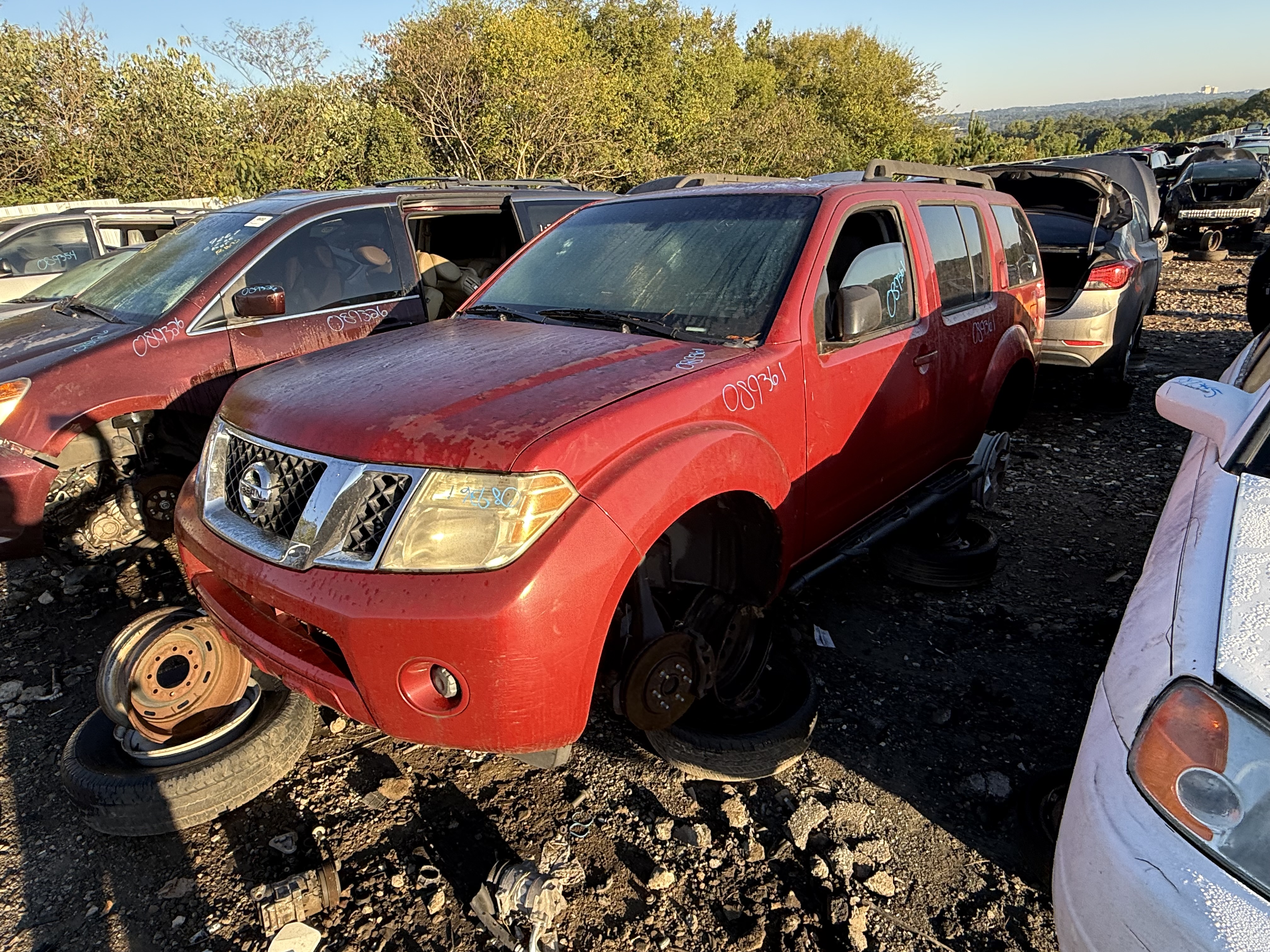 2010 NISSAN Pathfinder