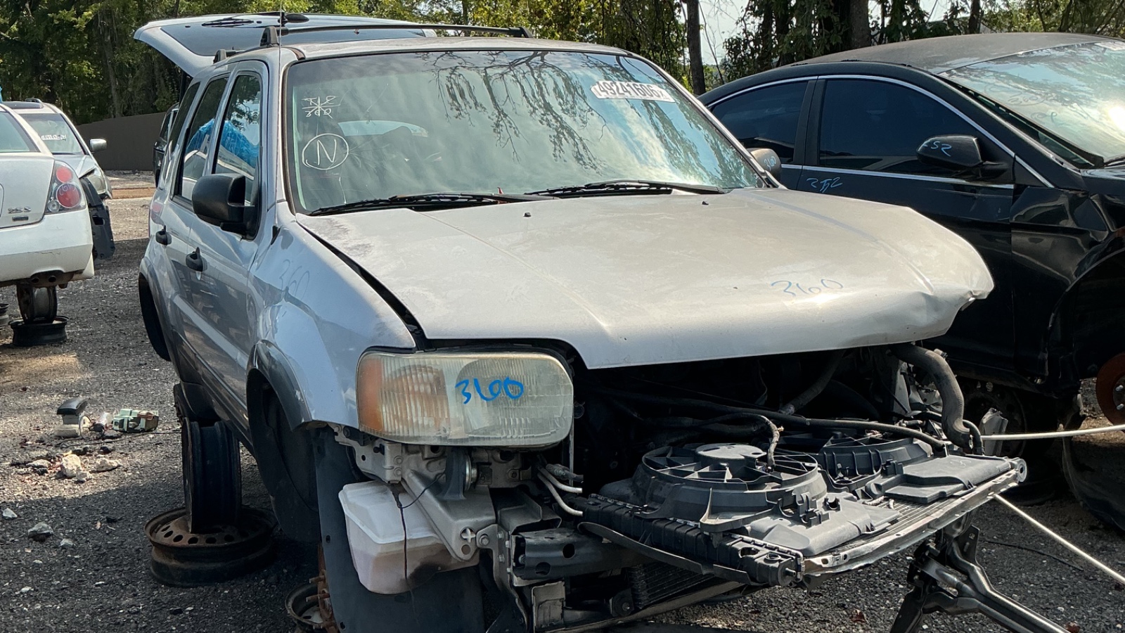2004 FORD Escape