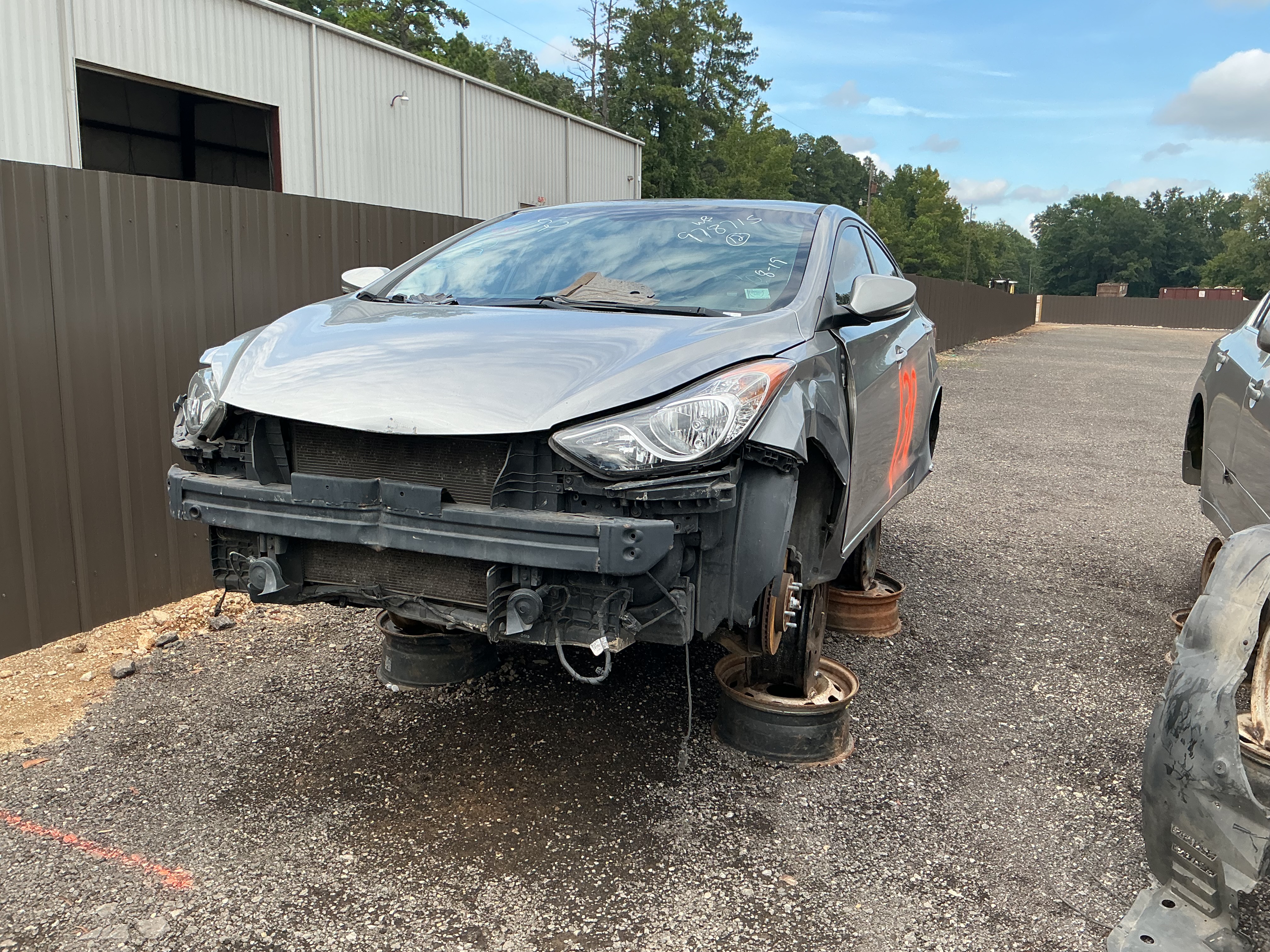 2012 HYUNDAI Elantra