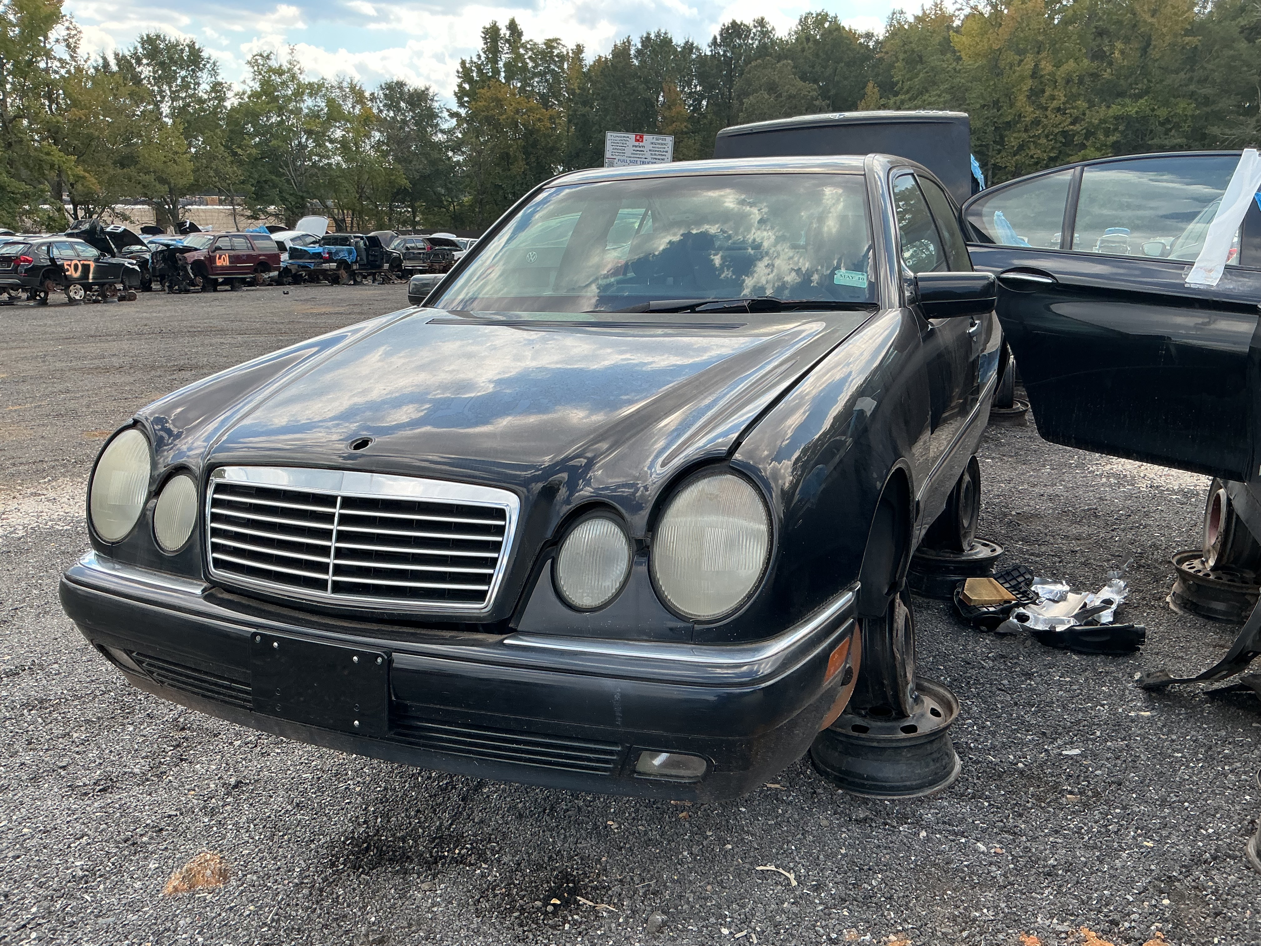 1997 MERCEDES-BENZ E-Class