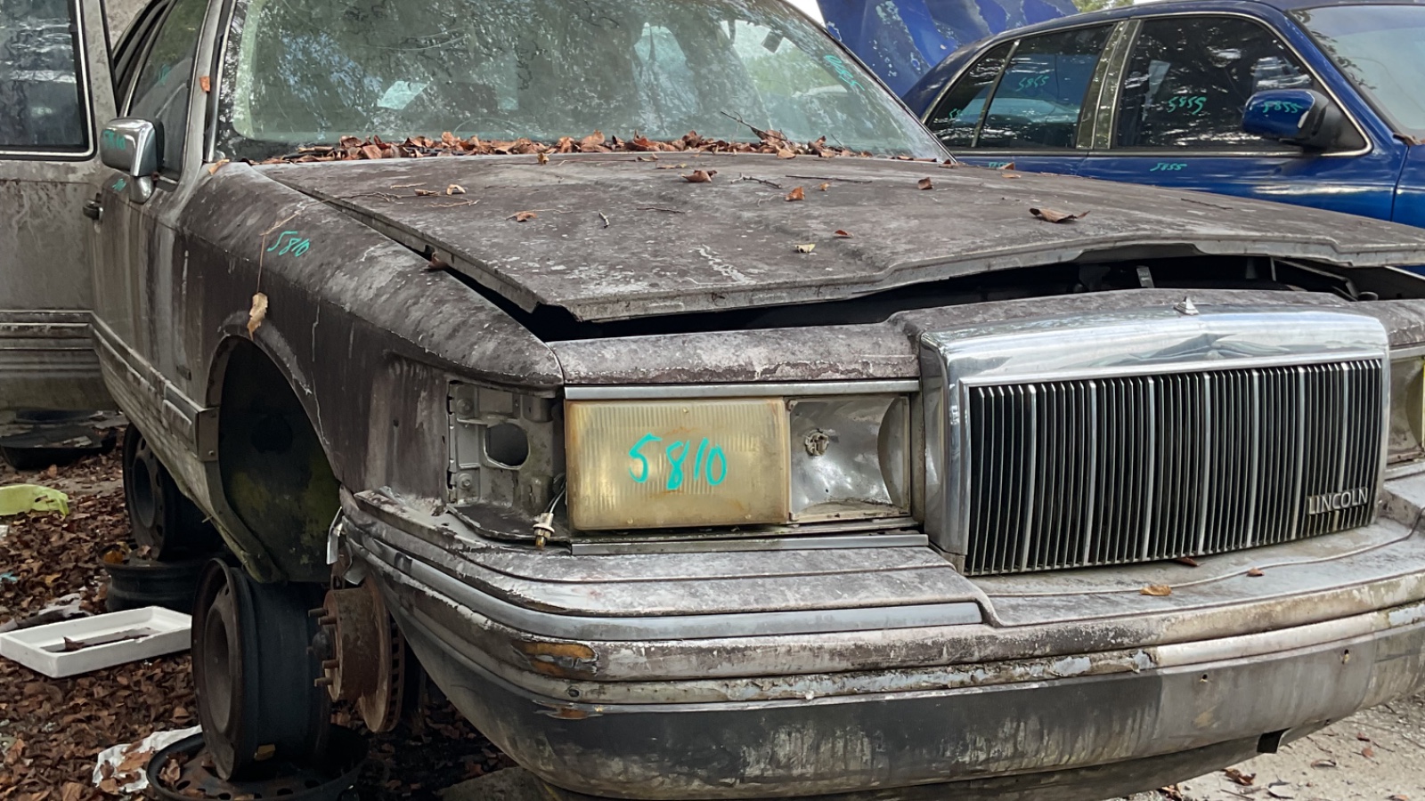 1992 LINCOLN Town Car