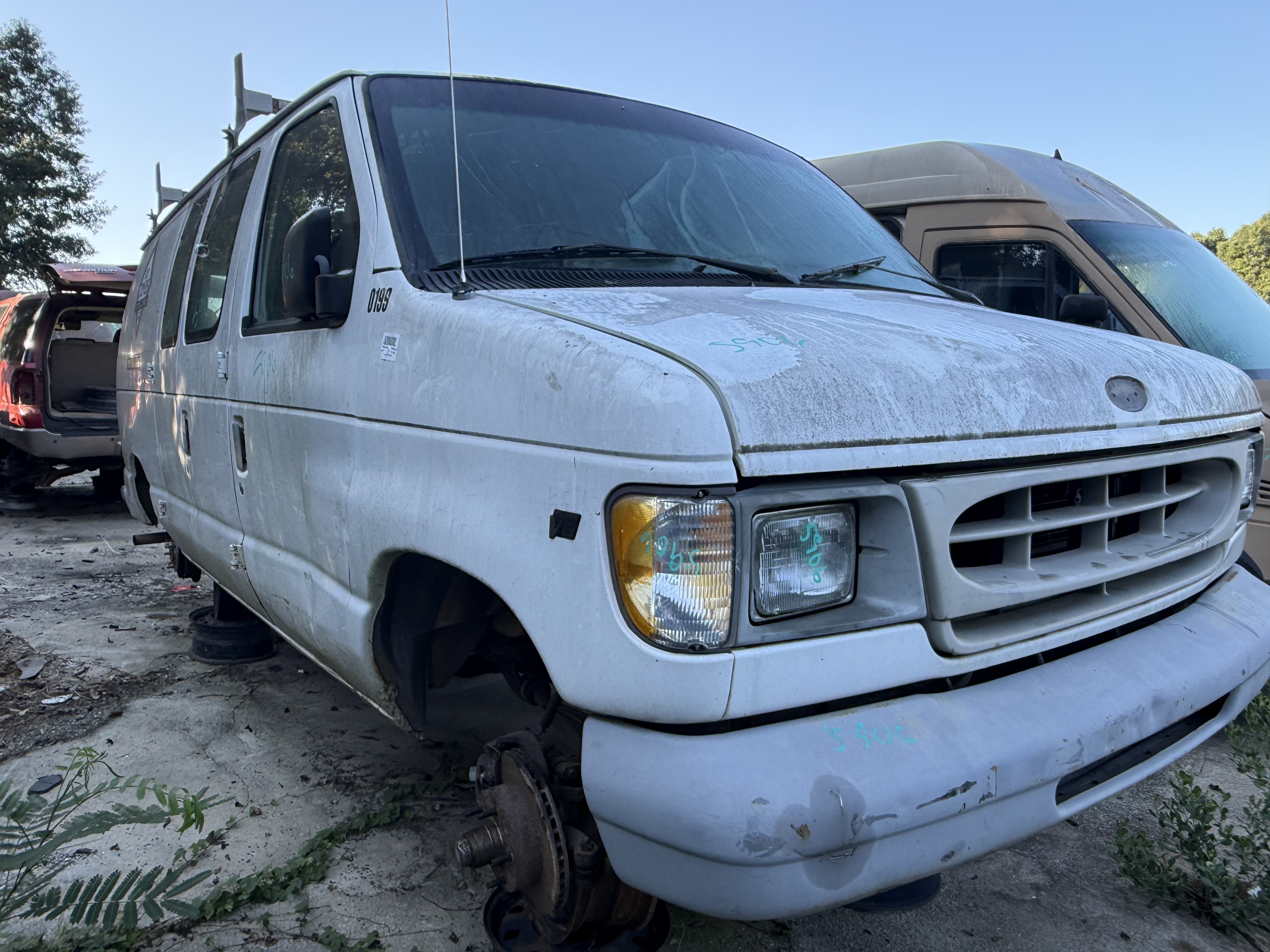 1999 FORD E-150