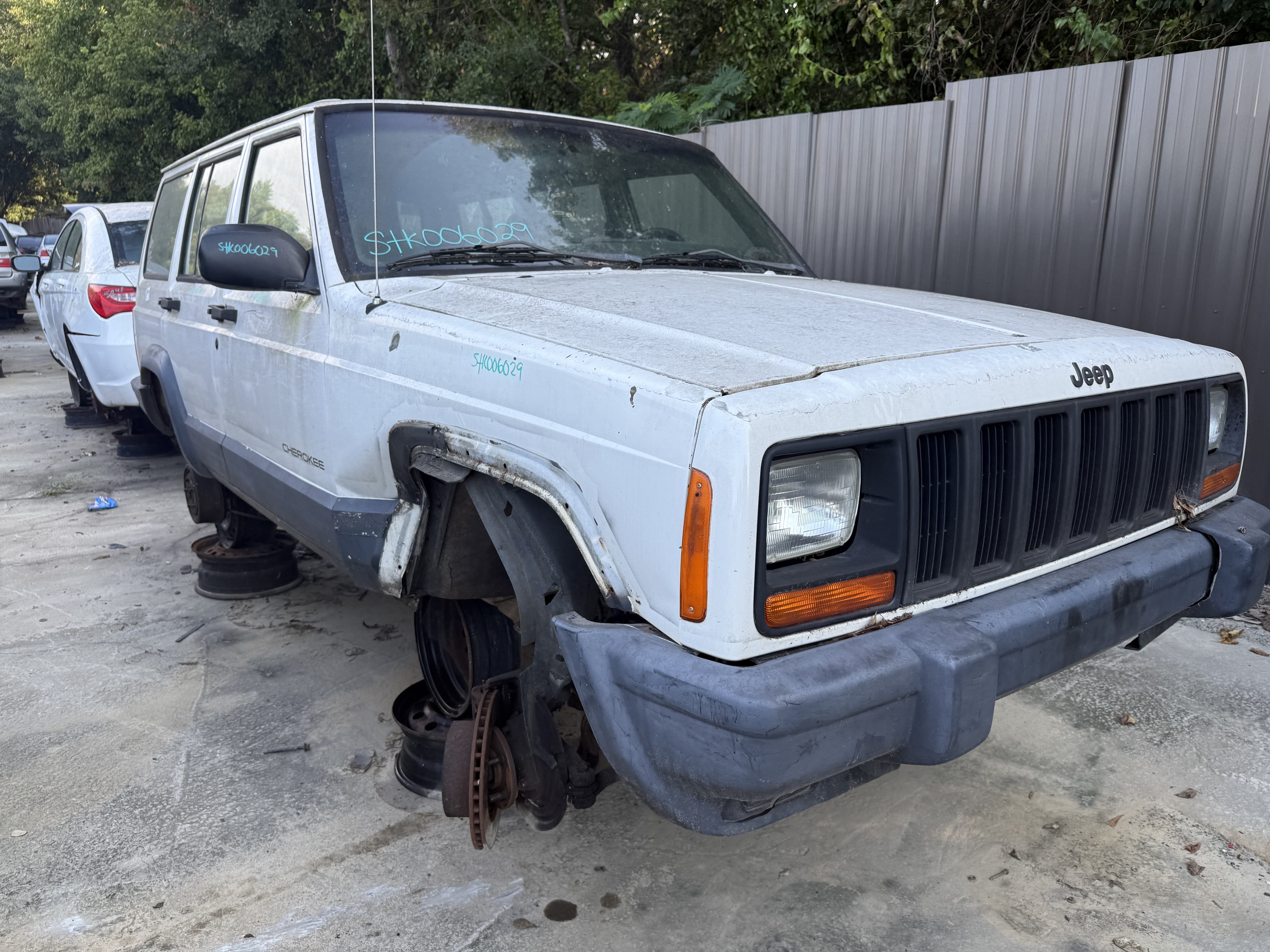 1997 JEEP Cherokee