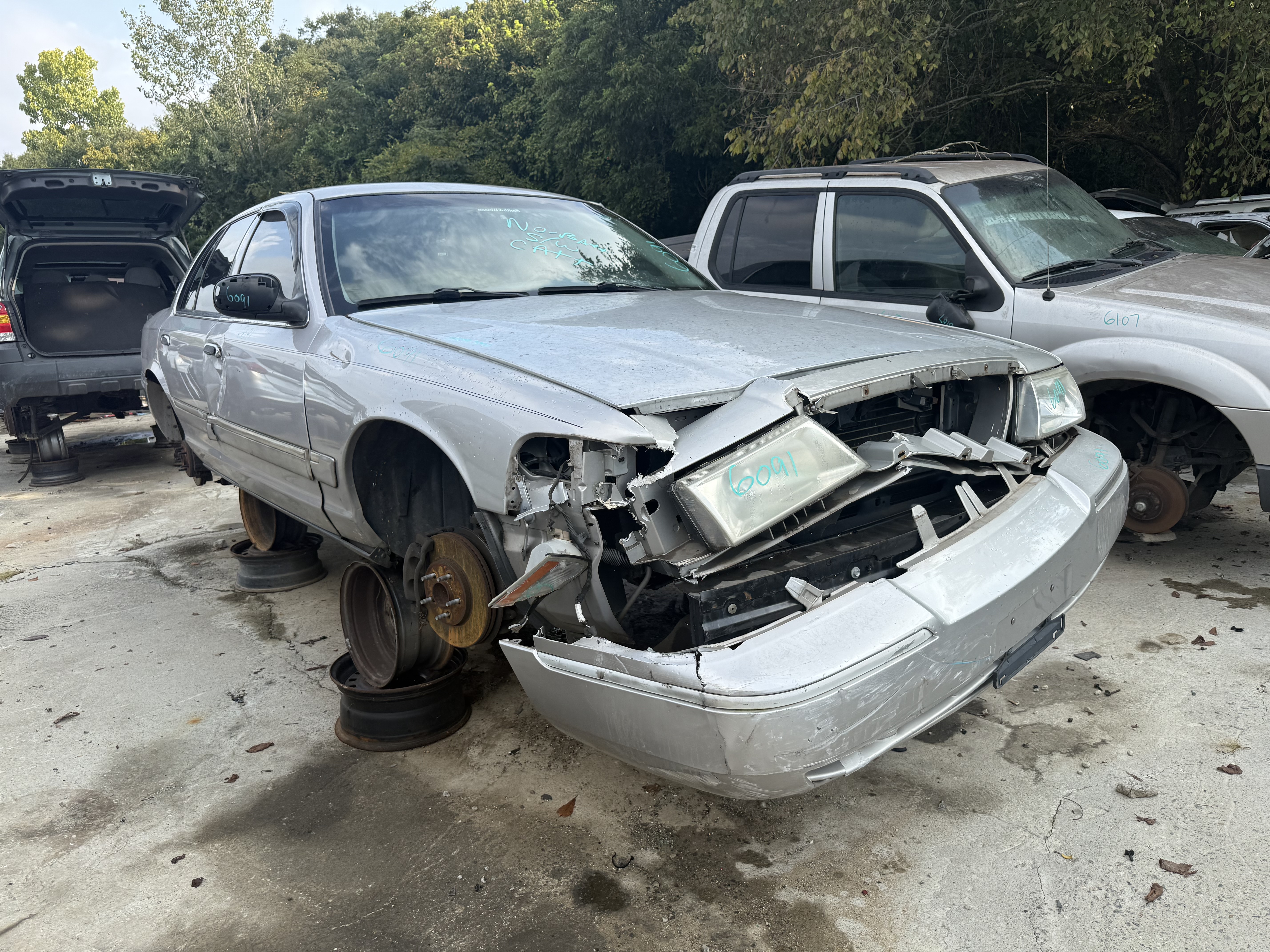 2005 MERCURY Grand Marquis