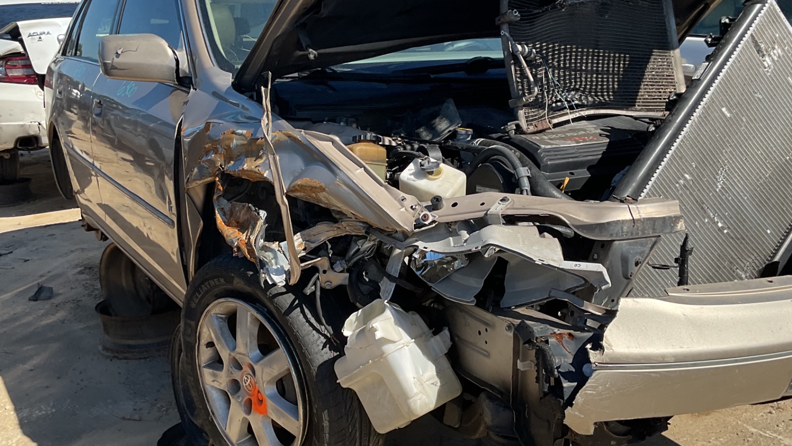2001 TOYOTA Avalon
