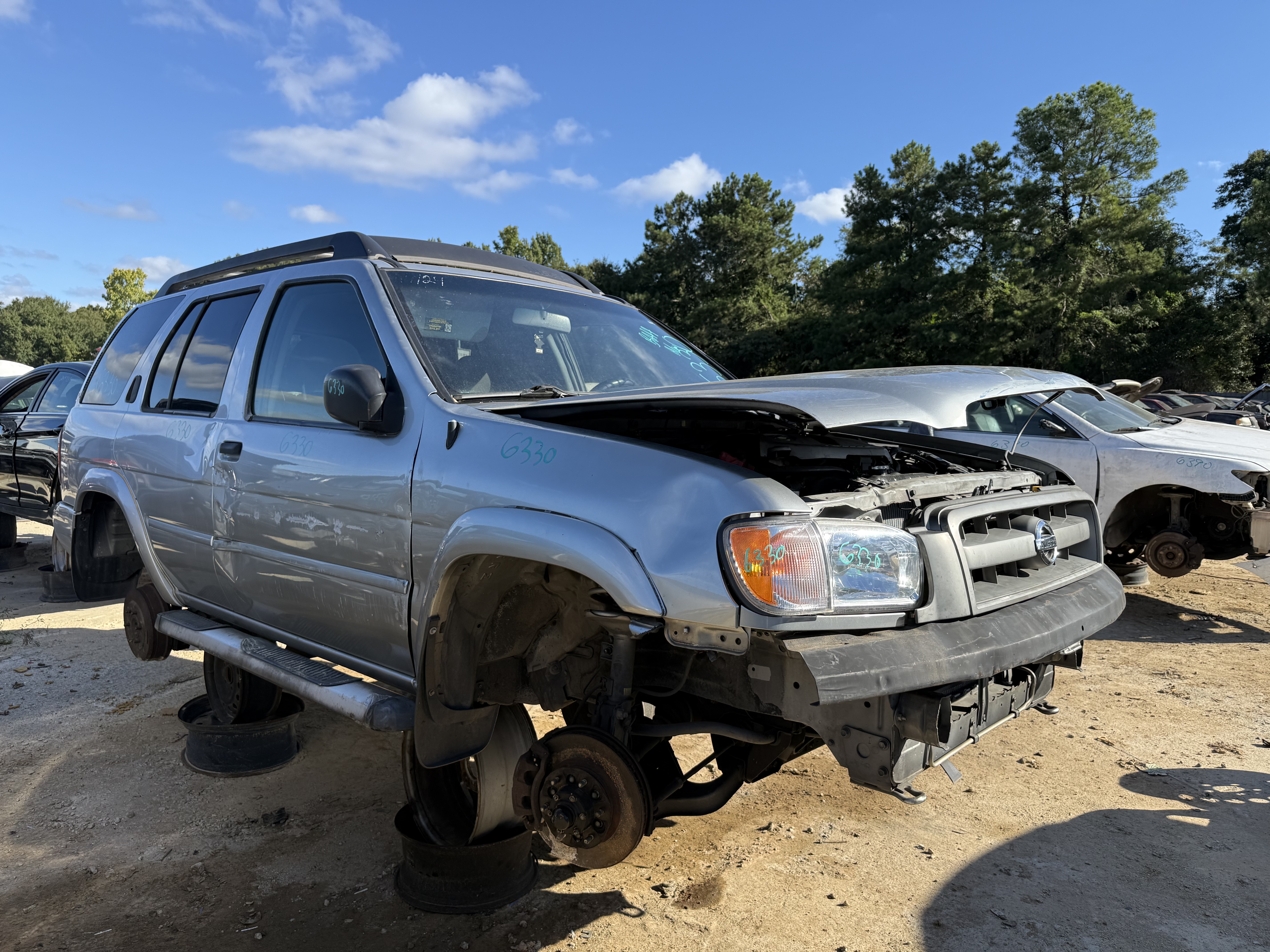 2003 NISSAN Pathfinder