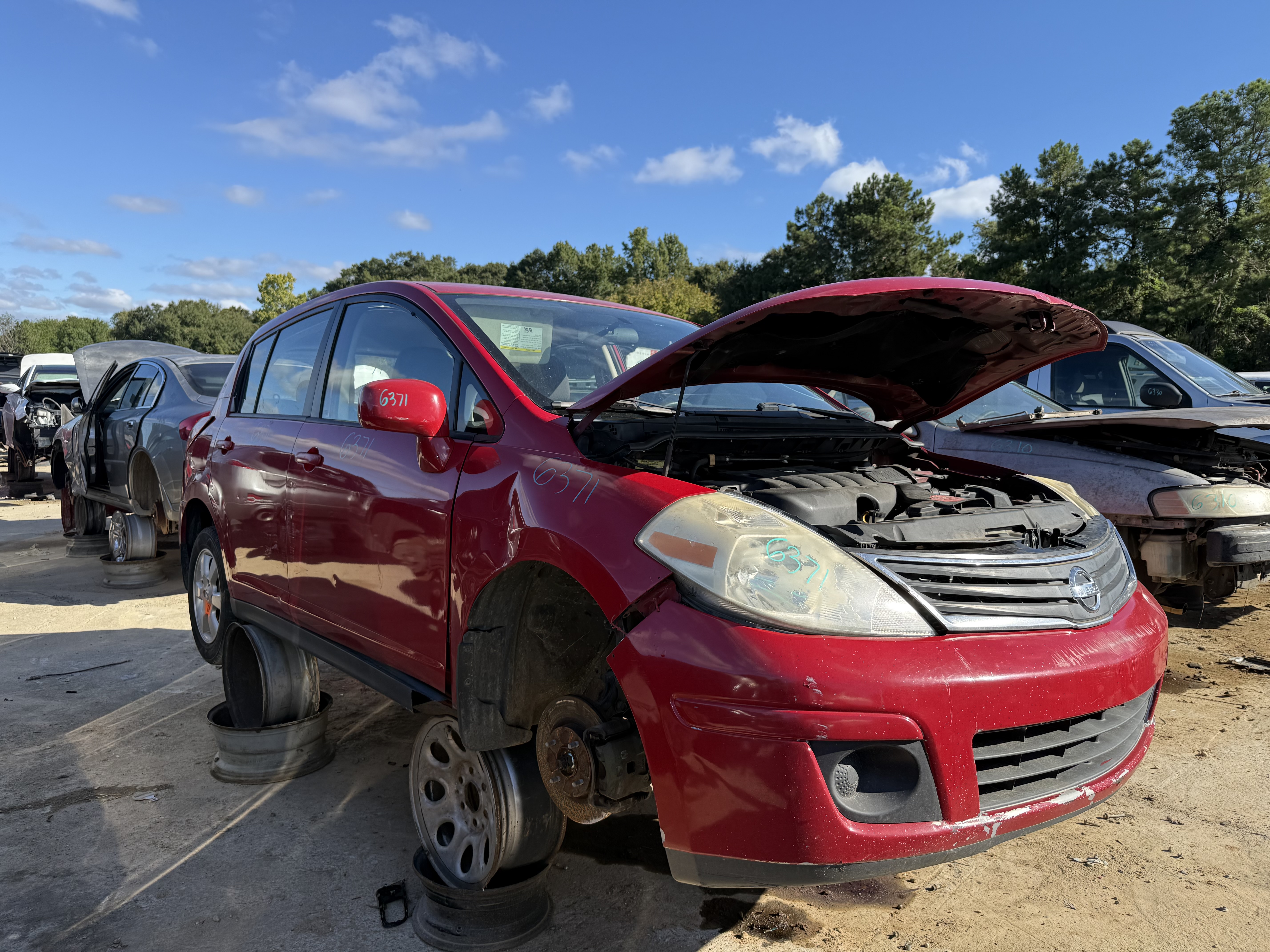 2008 NISSAN Versa