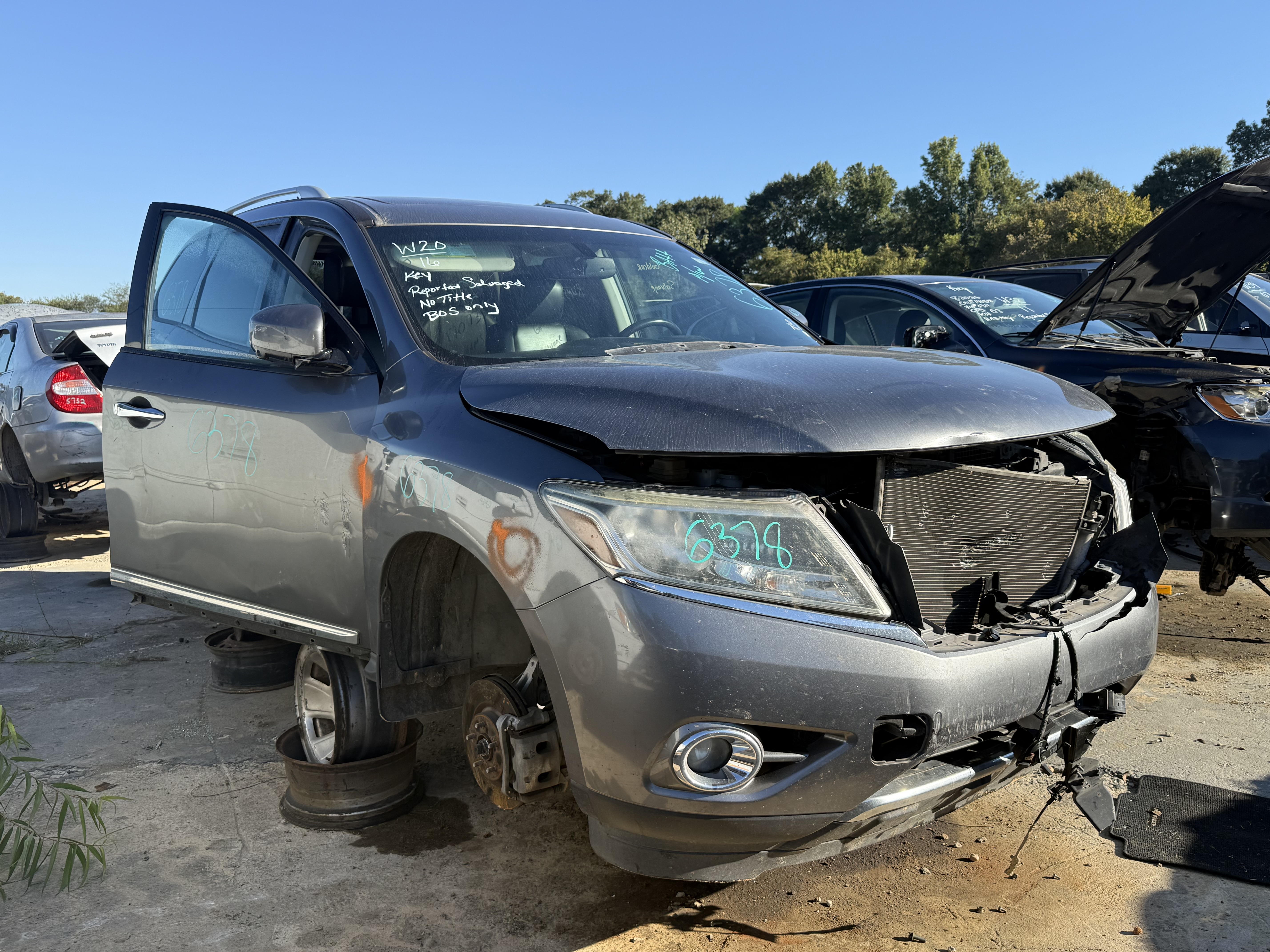 2016 NISSAN Pathfinder