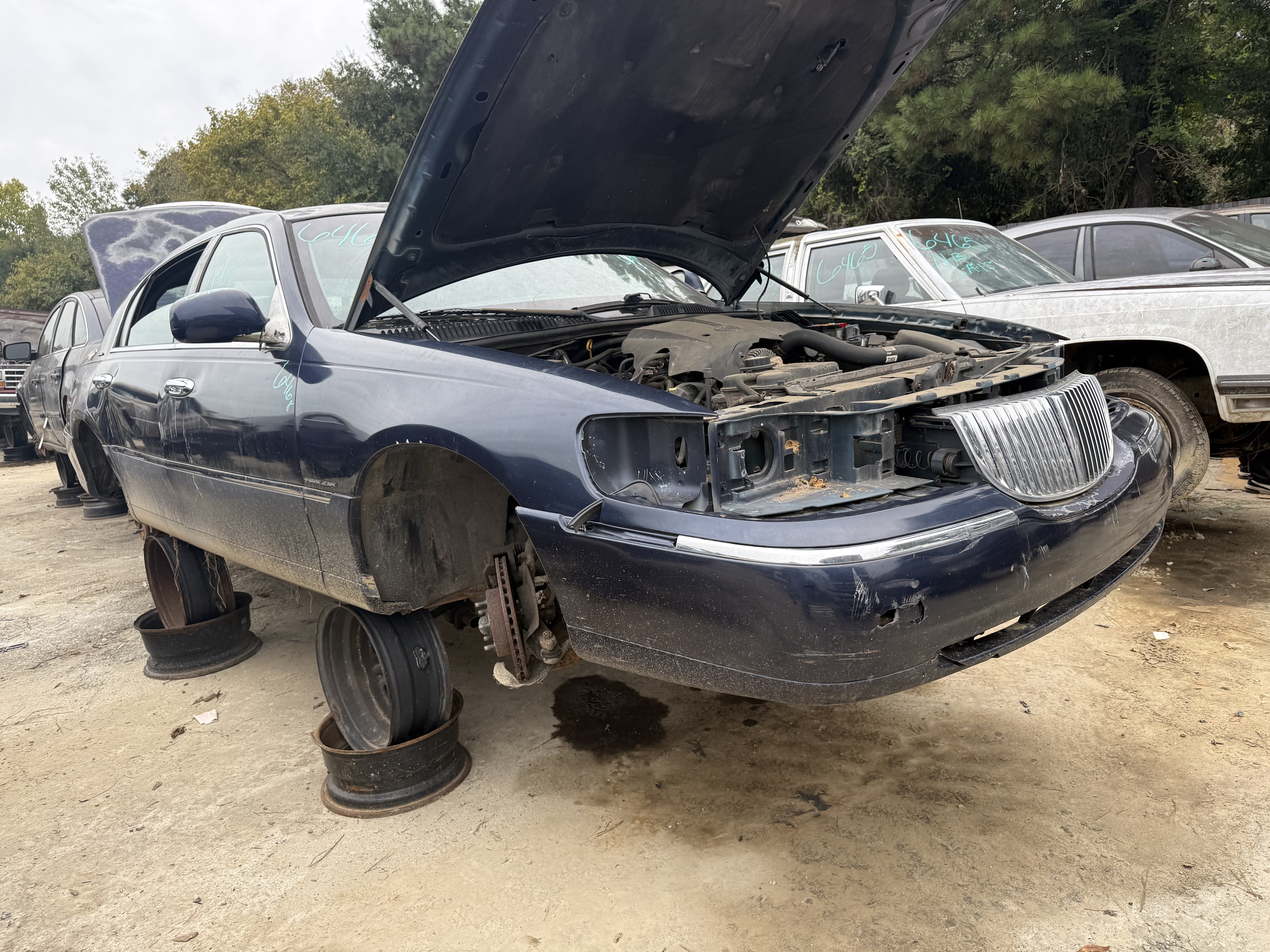 2001 LINCOLN Town Car
