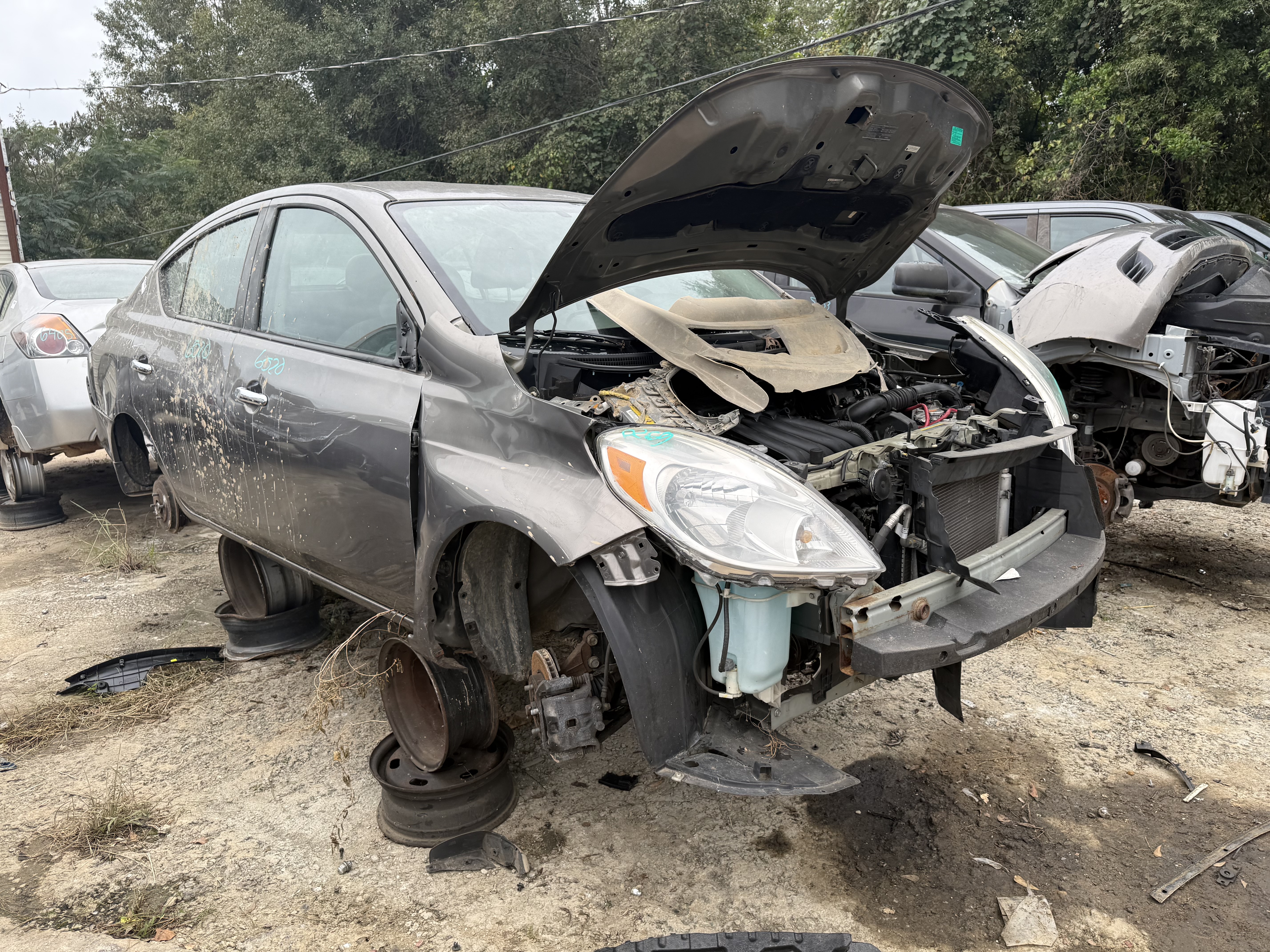 2014 NISSAN Versa