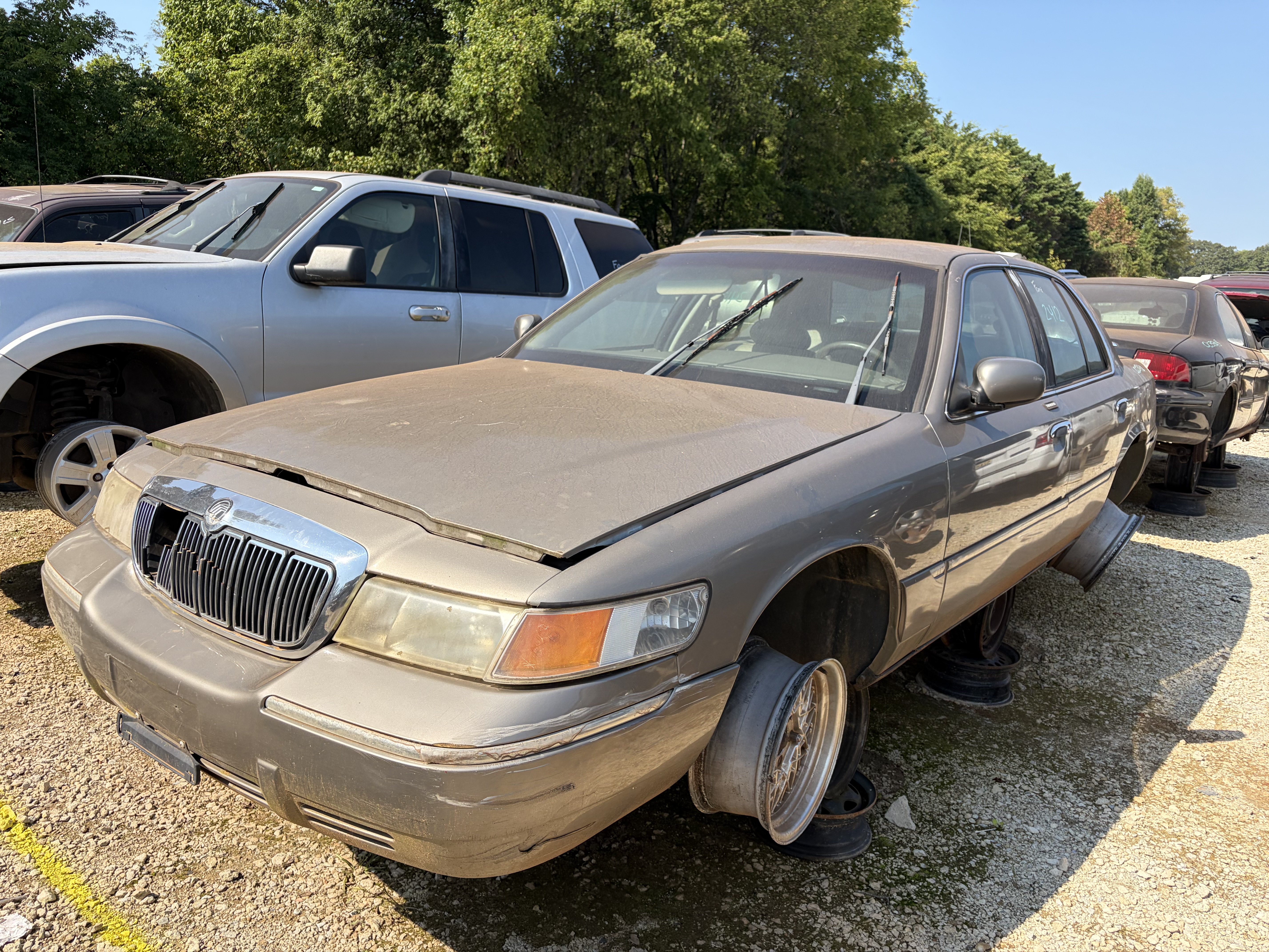 2001 MERCURY Grand Marquis