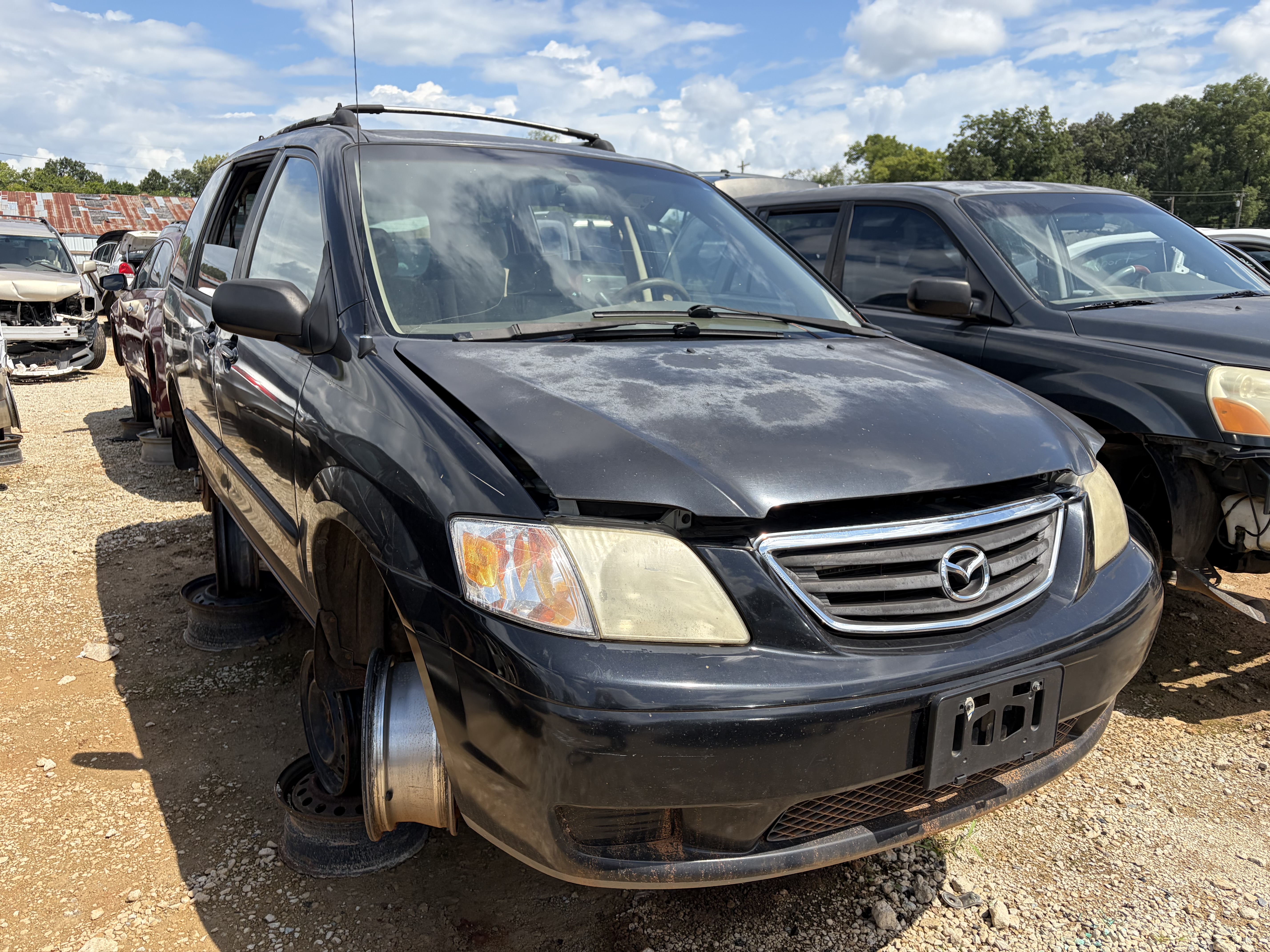 2001 MAZDA Mpv
