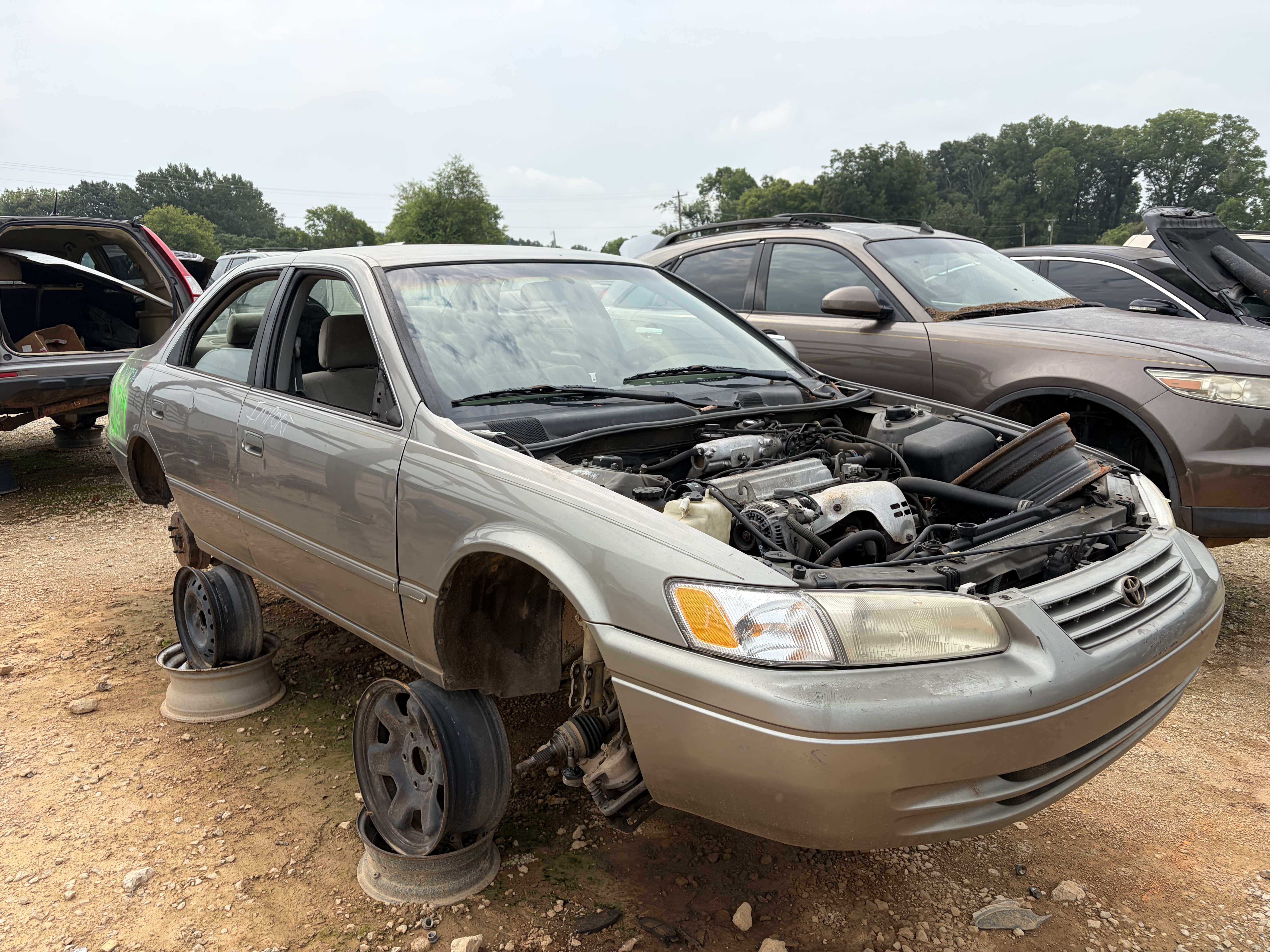 1999 TOYOTA Camry