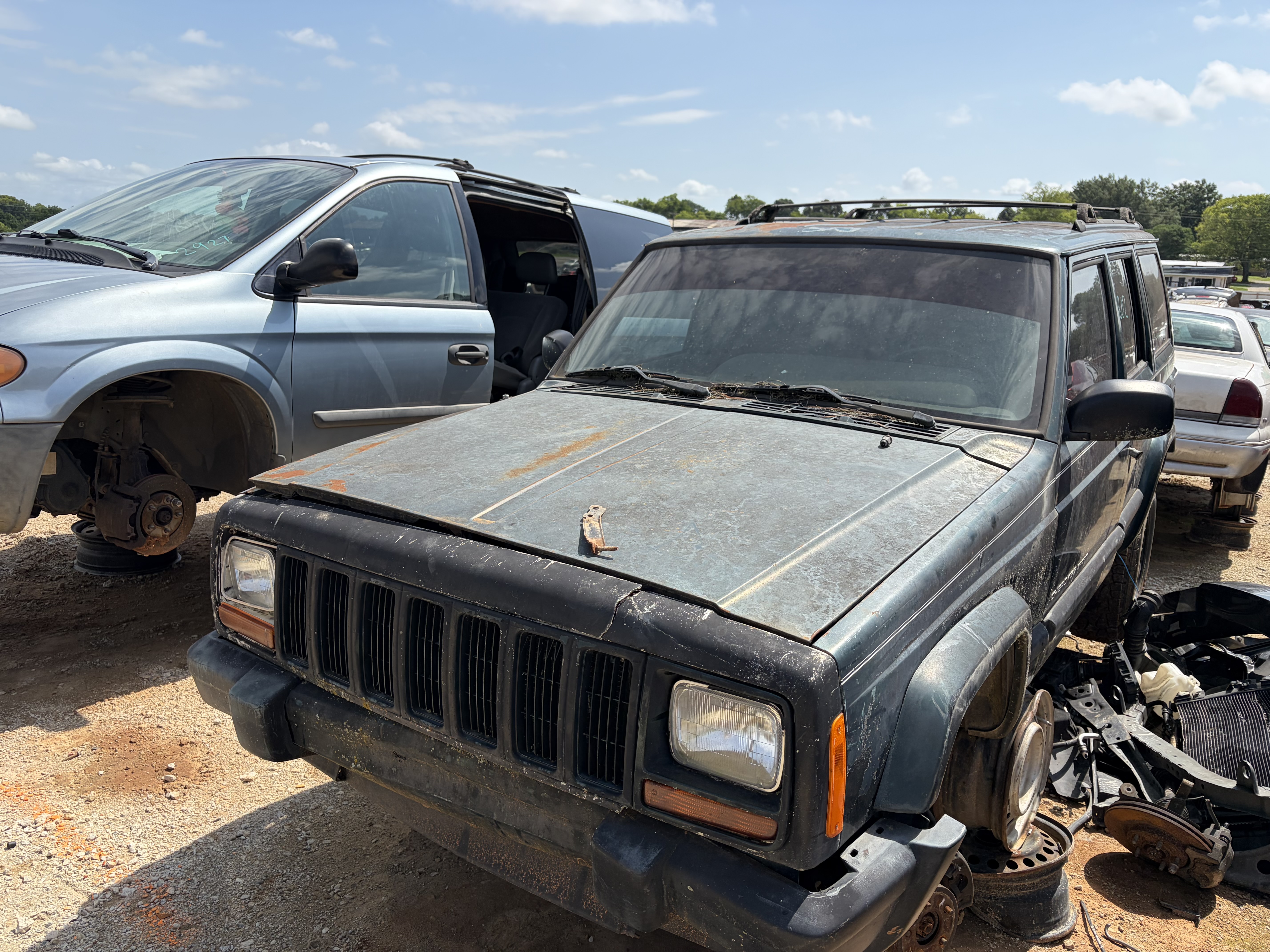2001 JEEP Cherokee