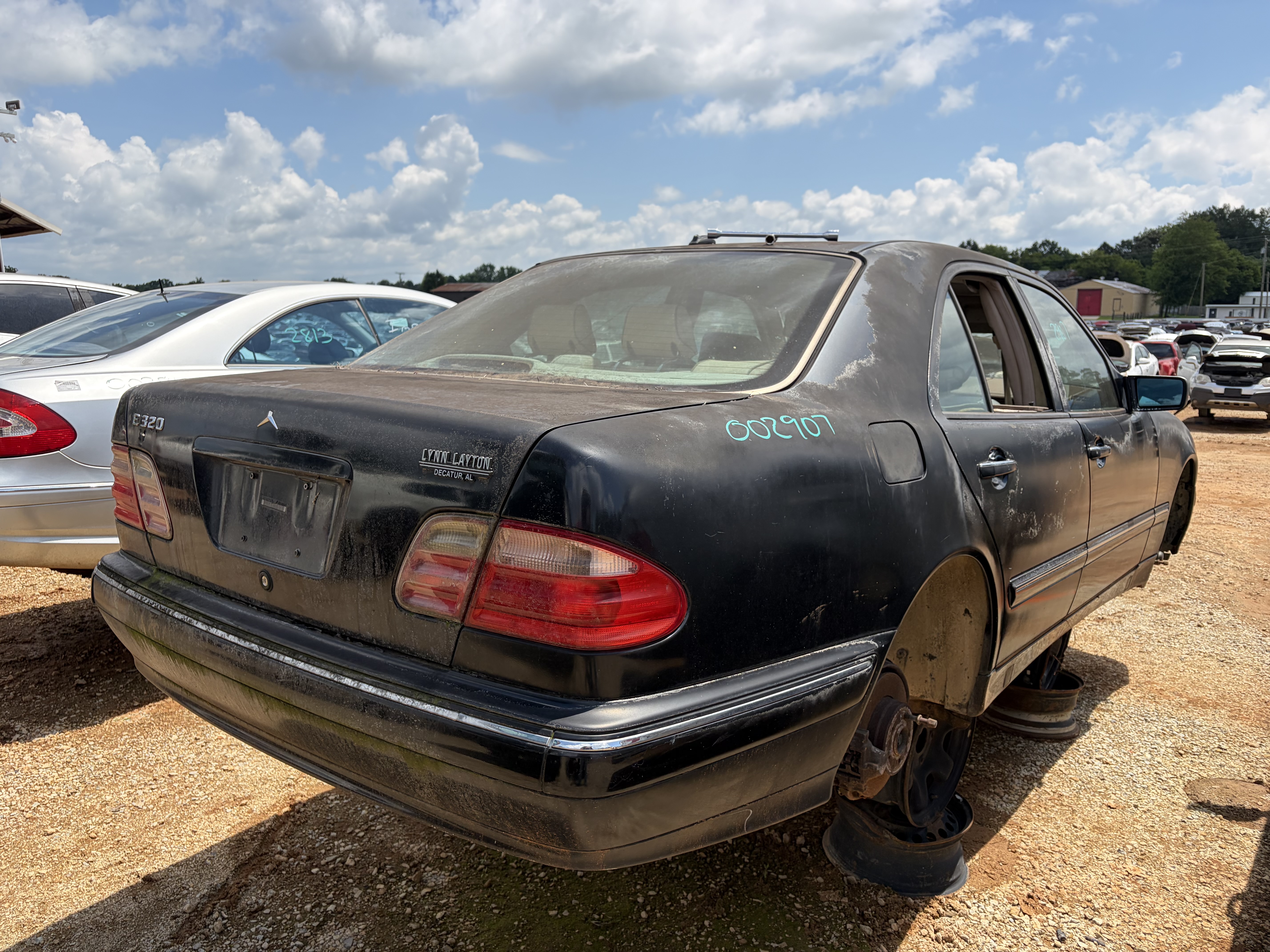 2000 MERCEDES-BENZ E-Class
