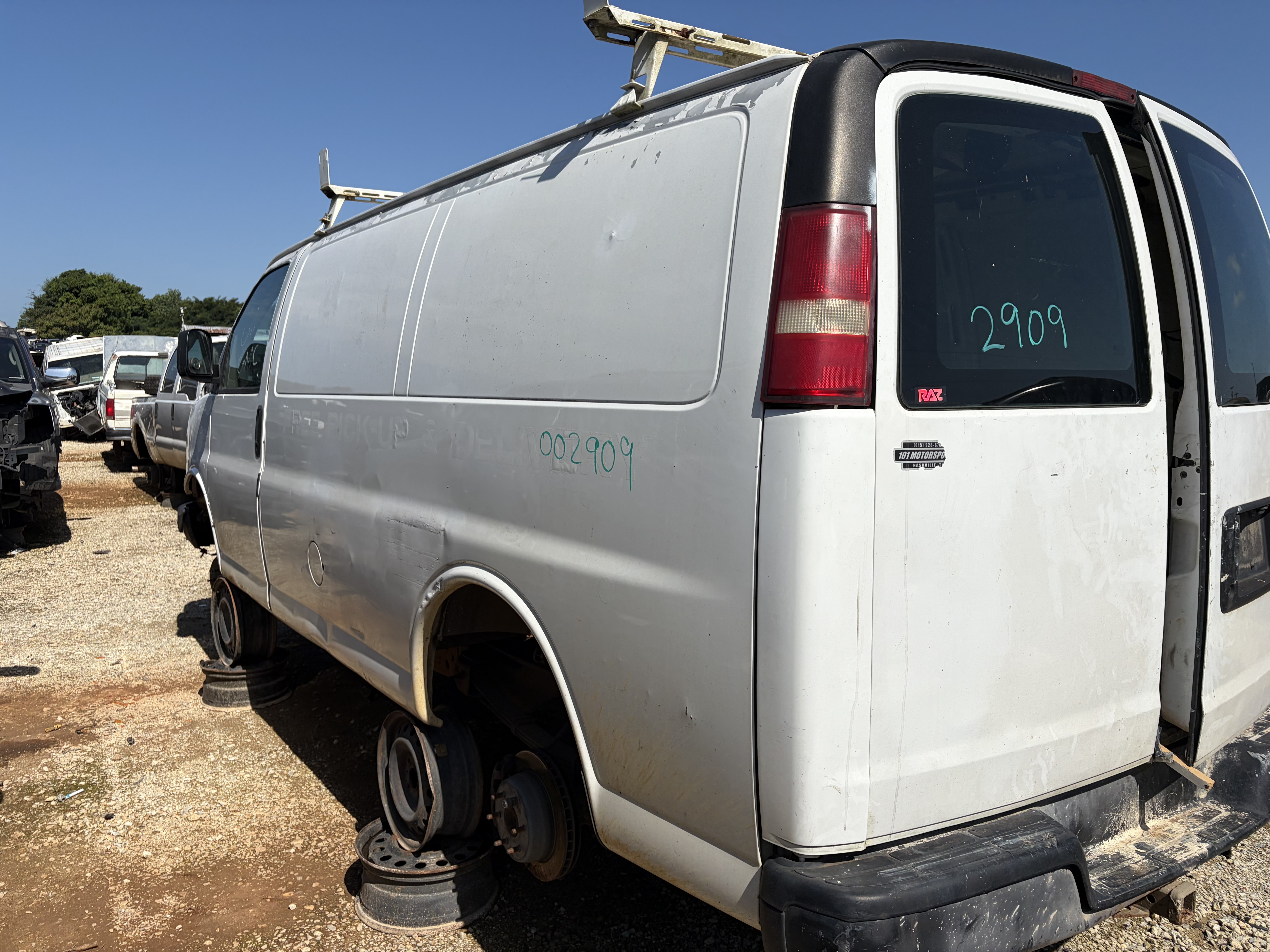 2004 GMC Savana