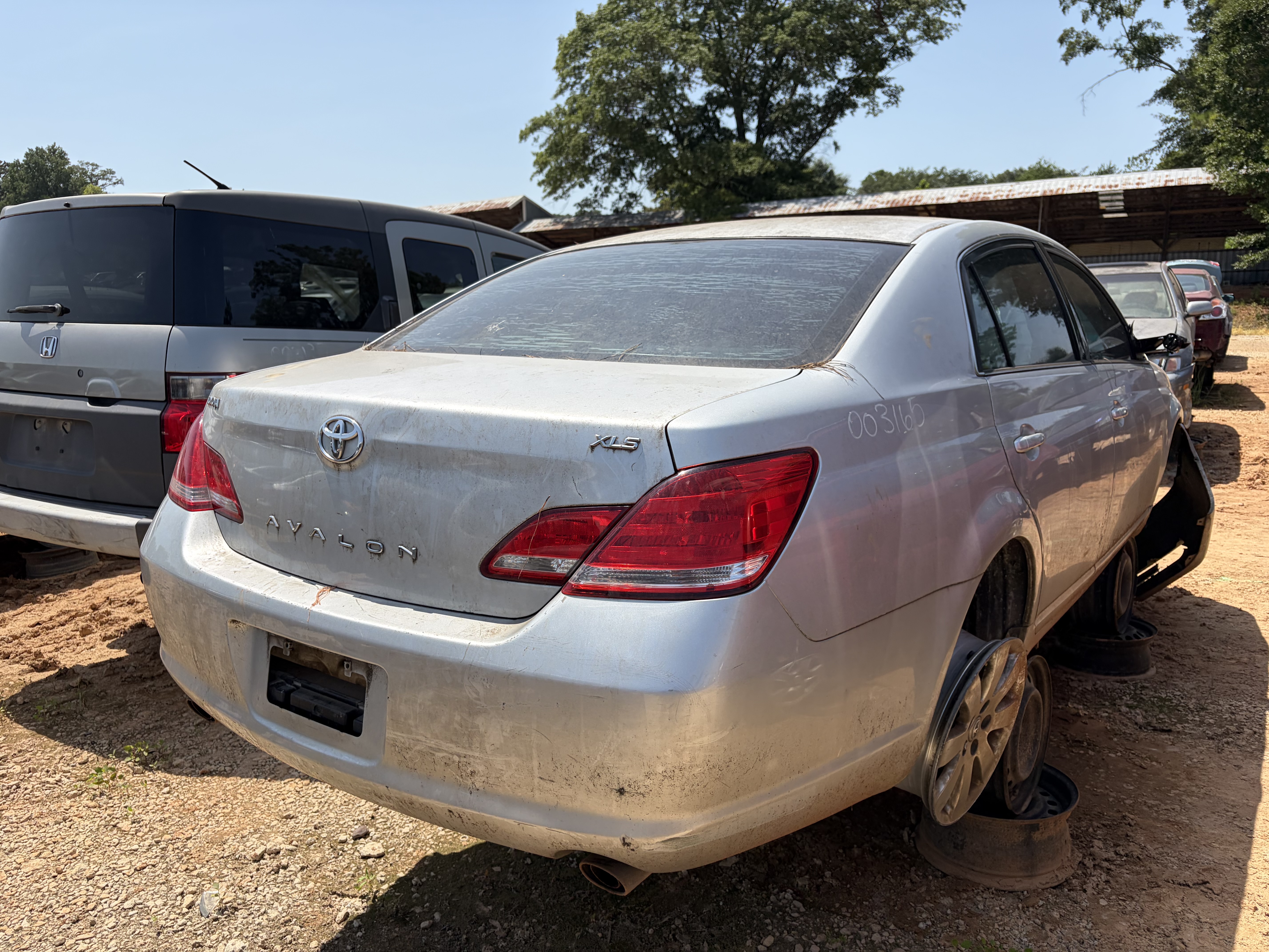 2006 TOYOTA Avalon