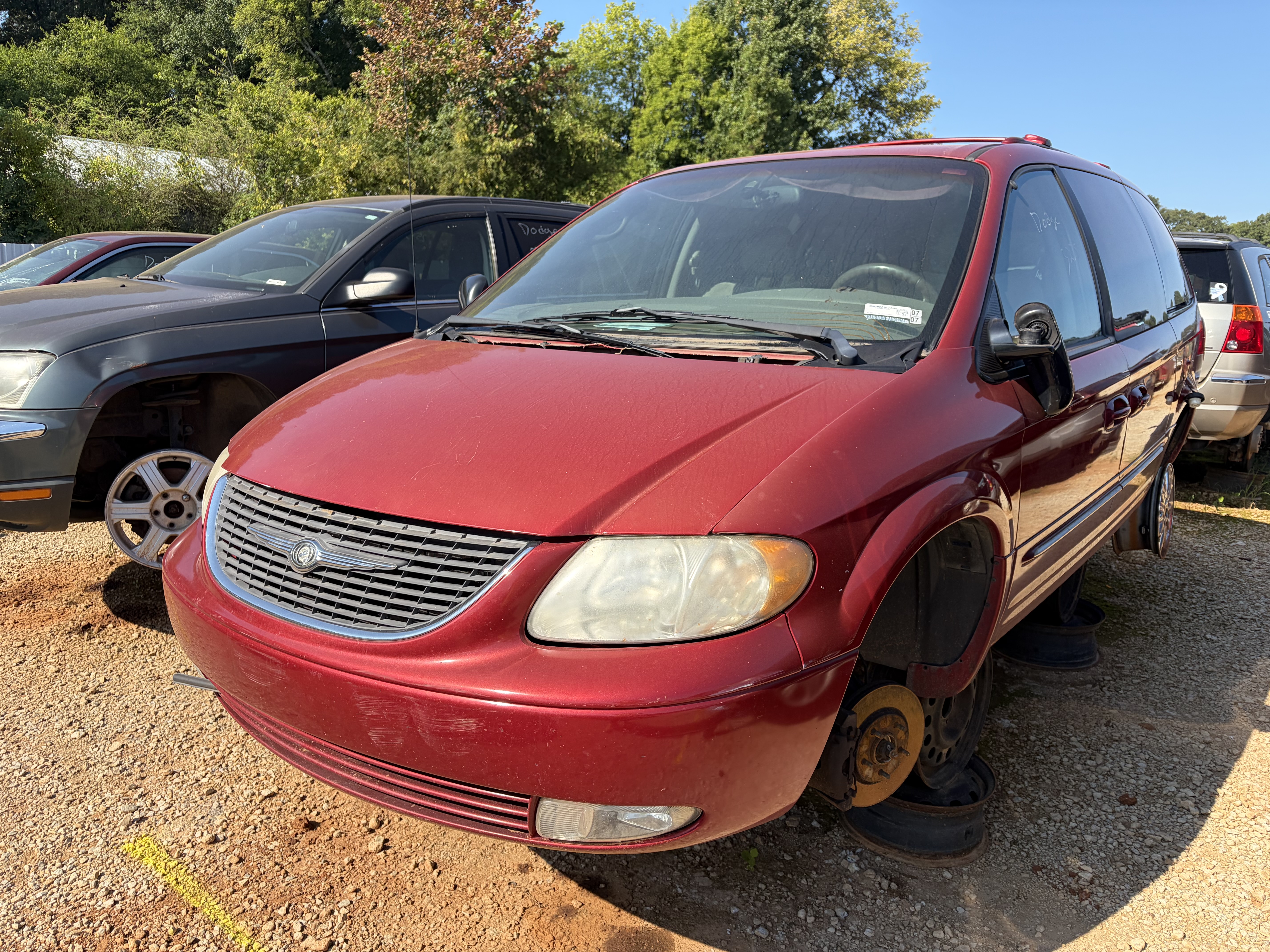 2002 CHRYSLER Town and Country
