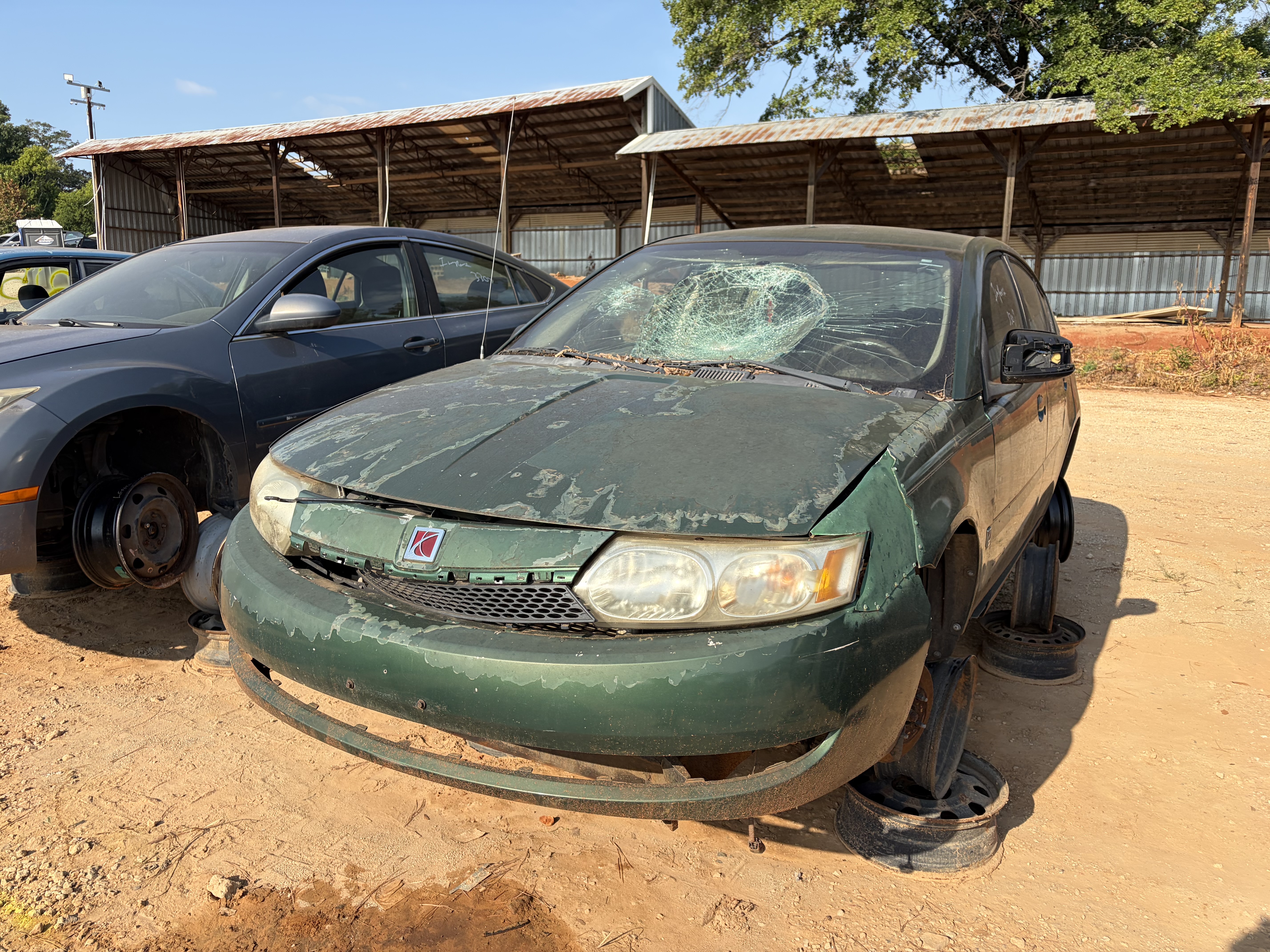 2004 SATURN Ion