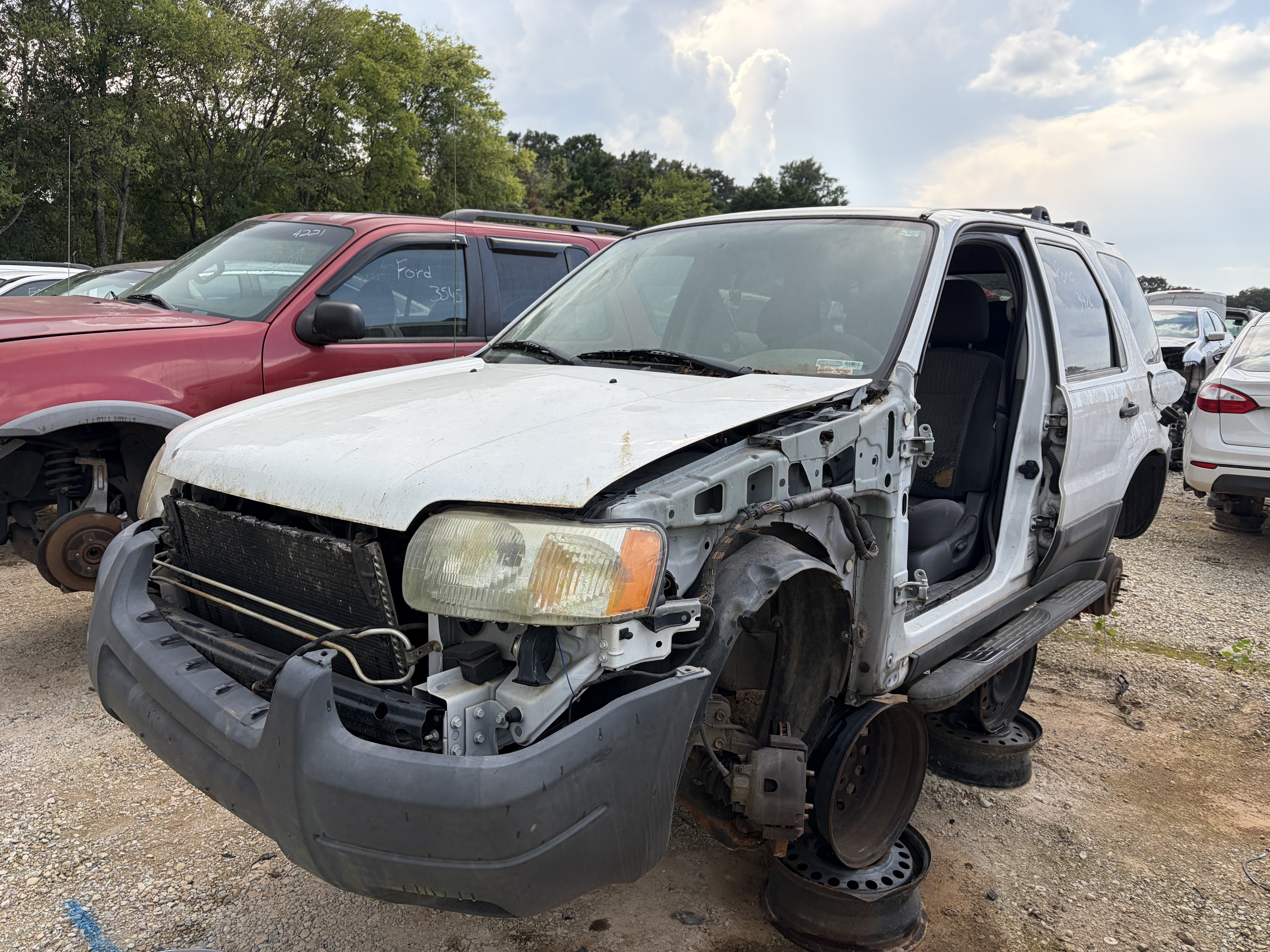 2003 FORD Escape