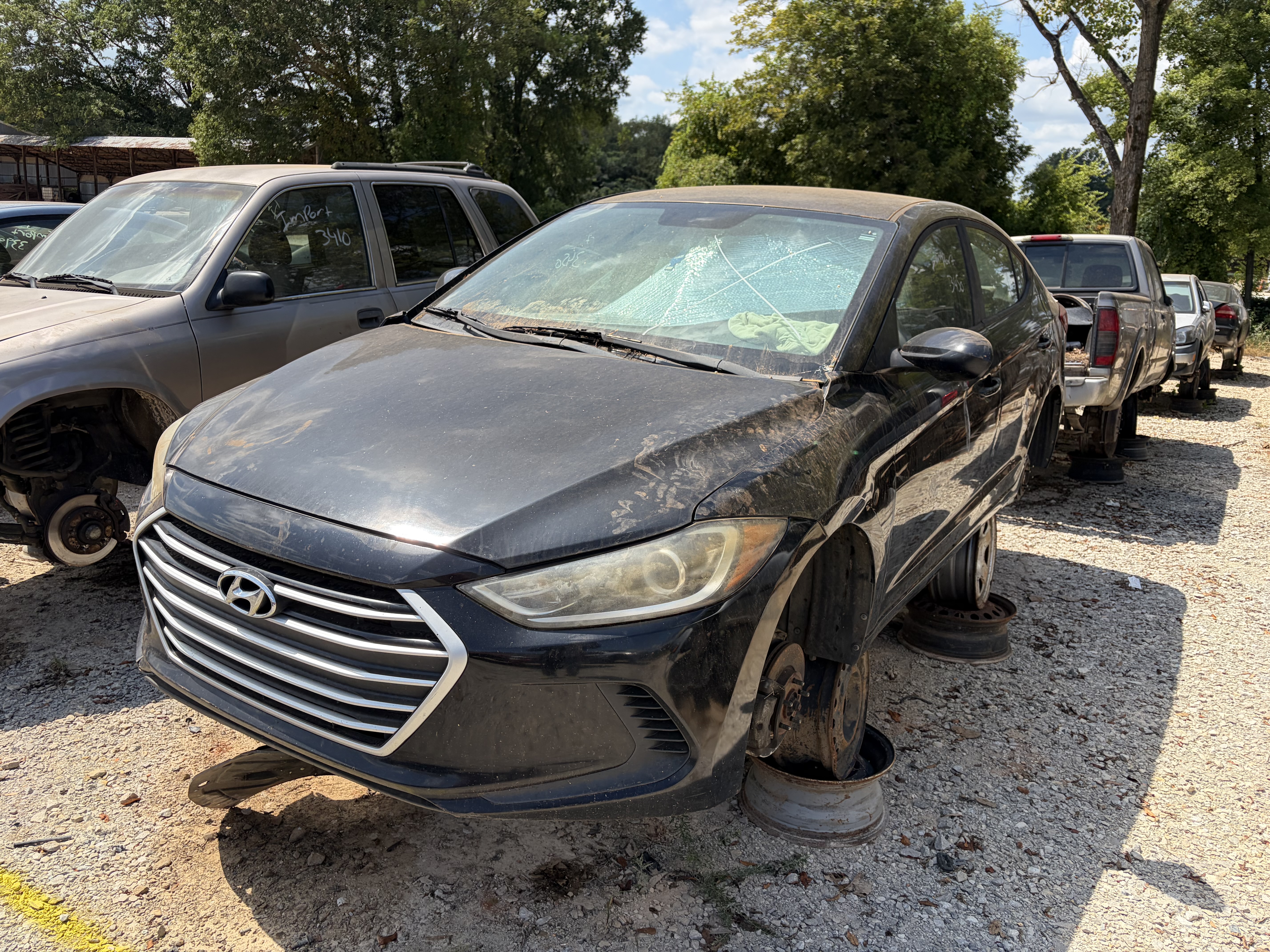 2017 HYUNDAI Elantra