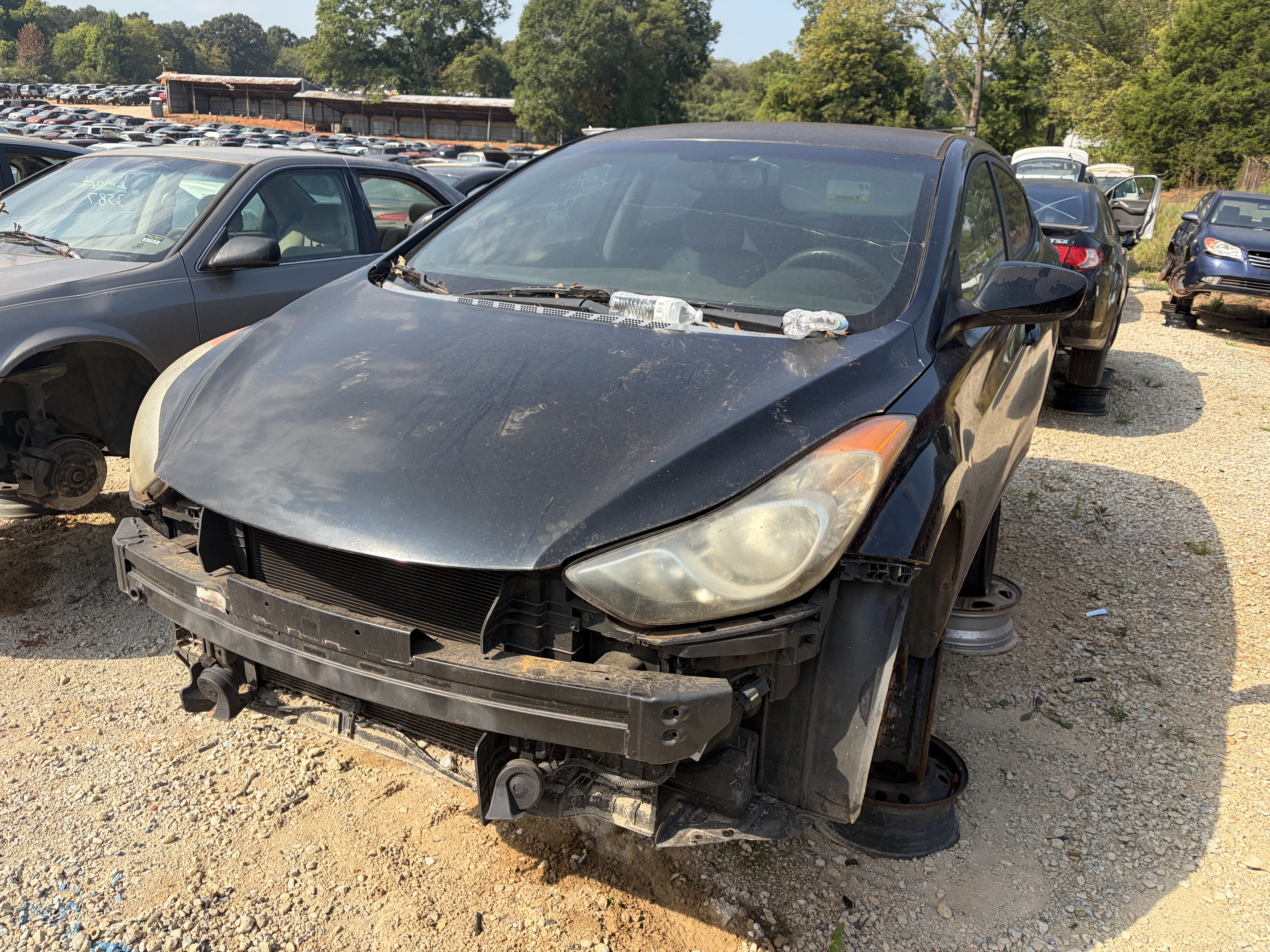 2012 HYUNDAI Elantra