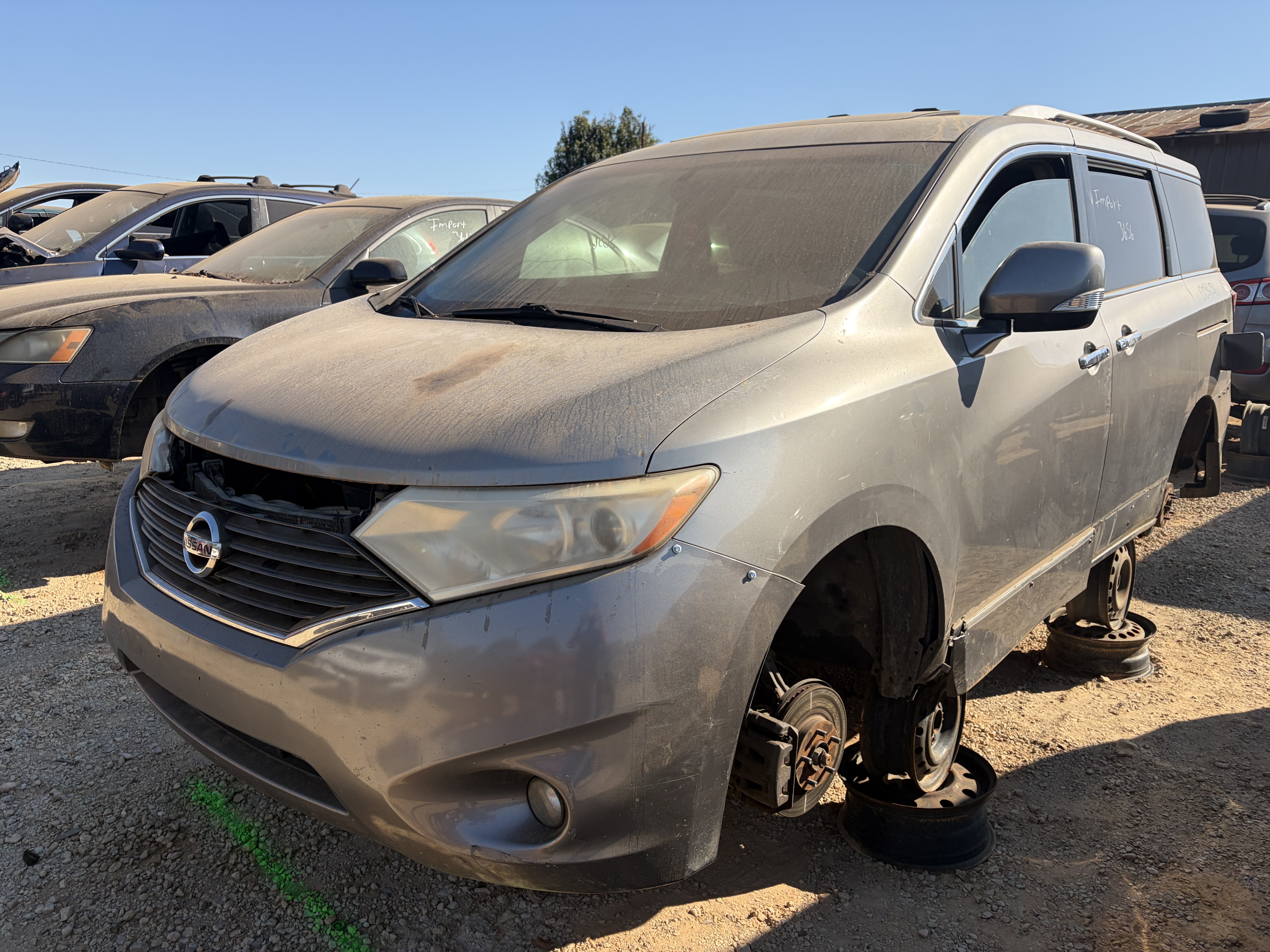 2011 NISSAN Quest