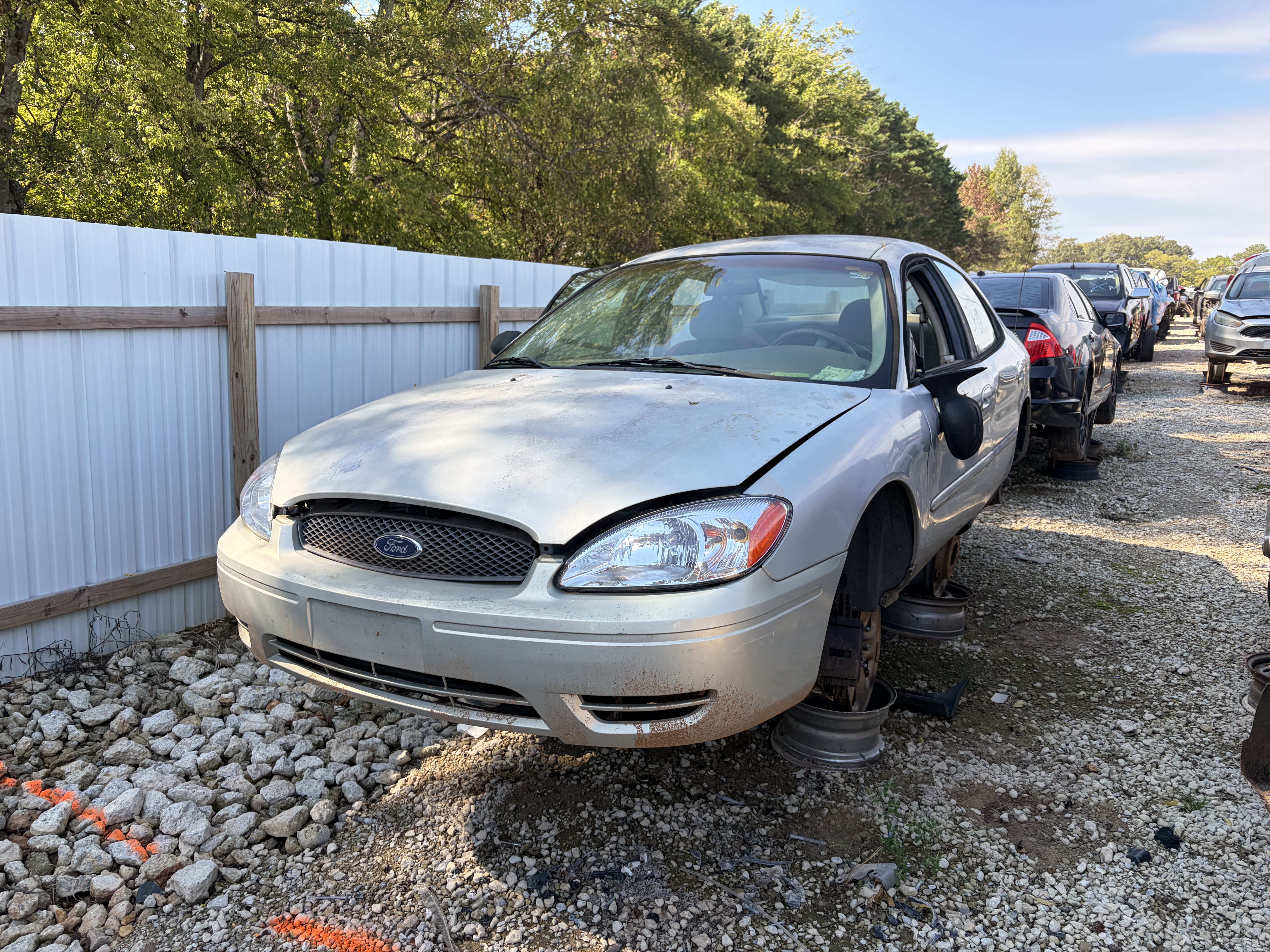 2006 FORD Taurus
