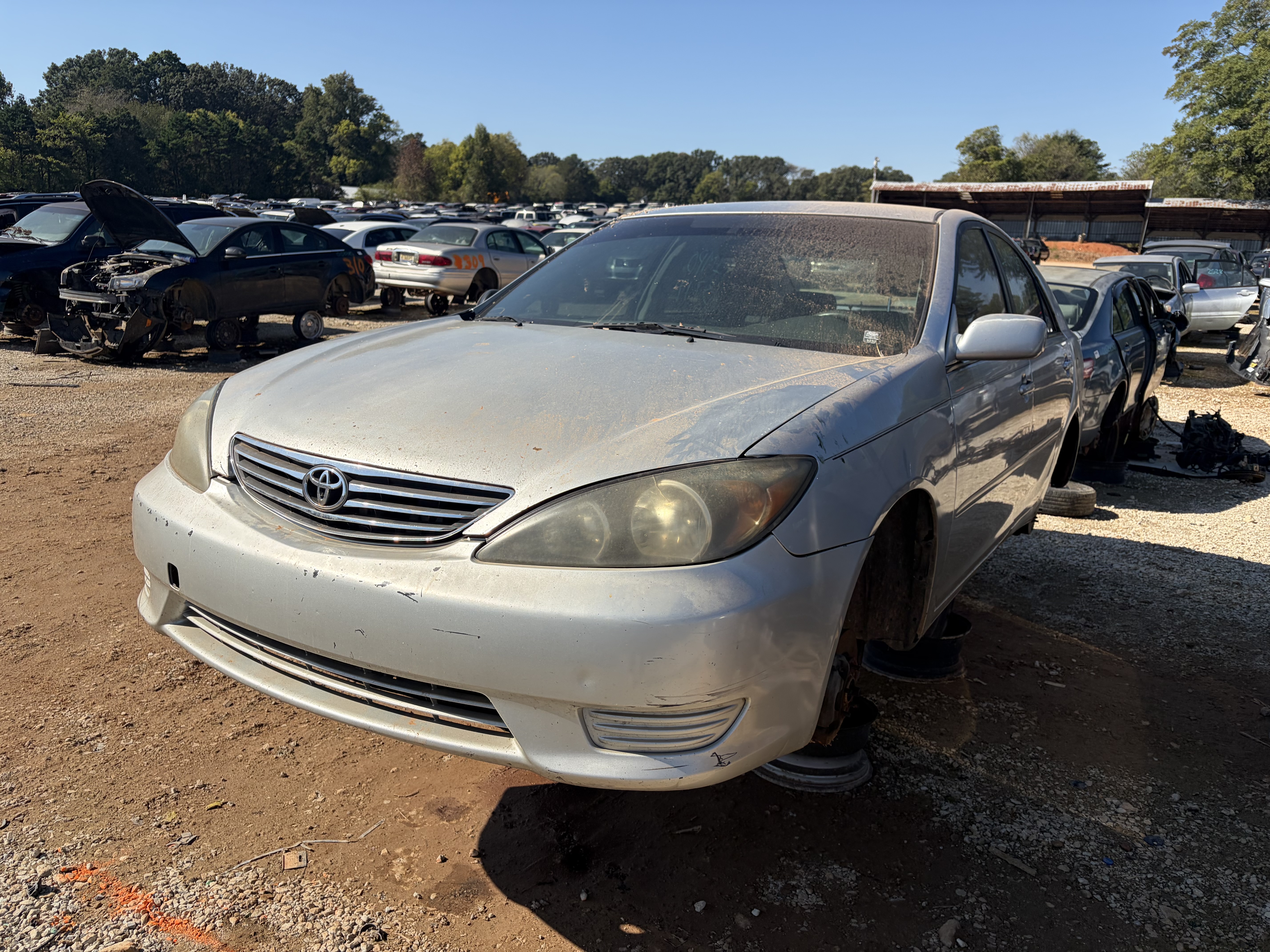 2004 TOYOTA Camry