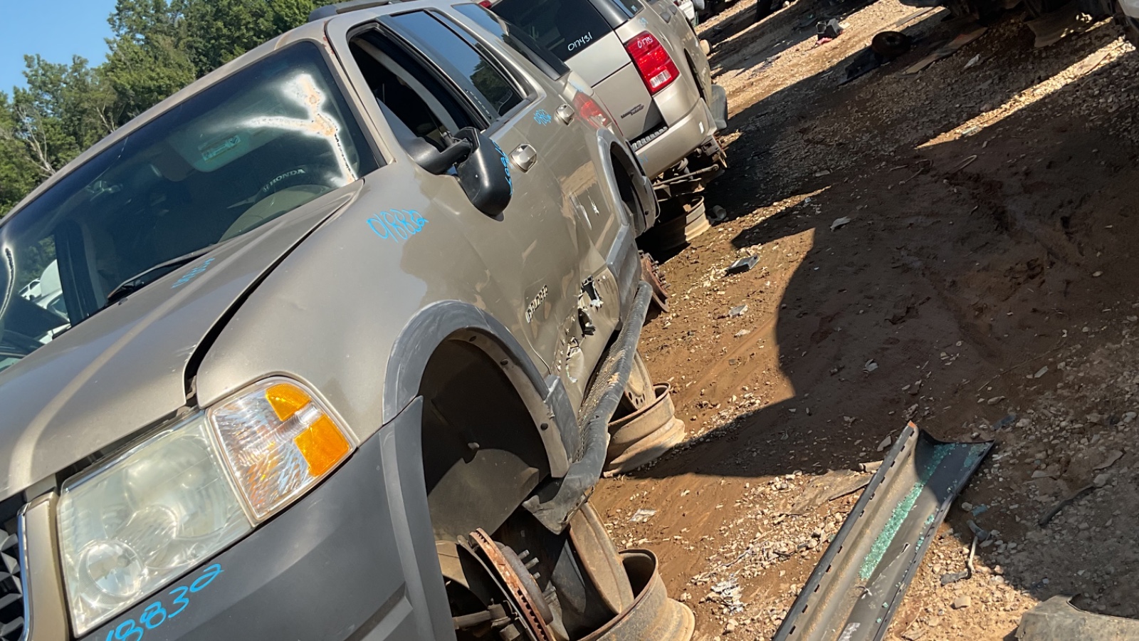 2004 FORD Explorer