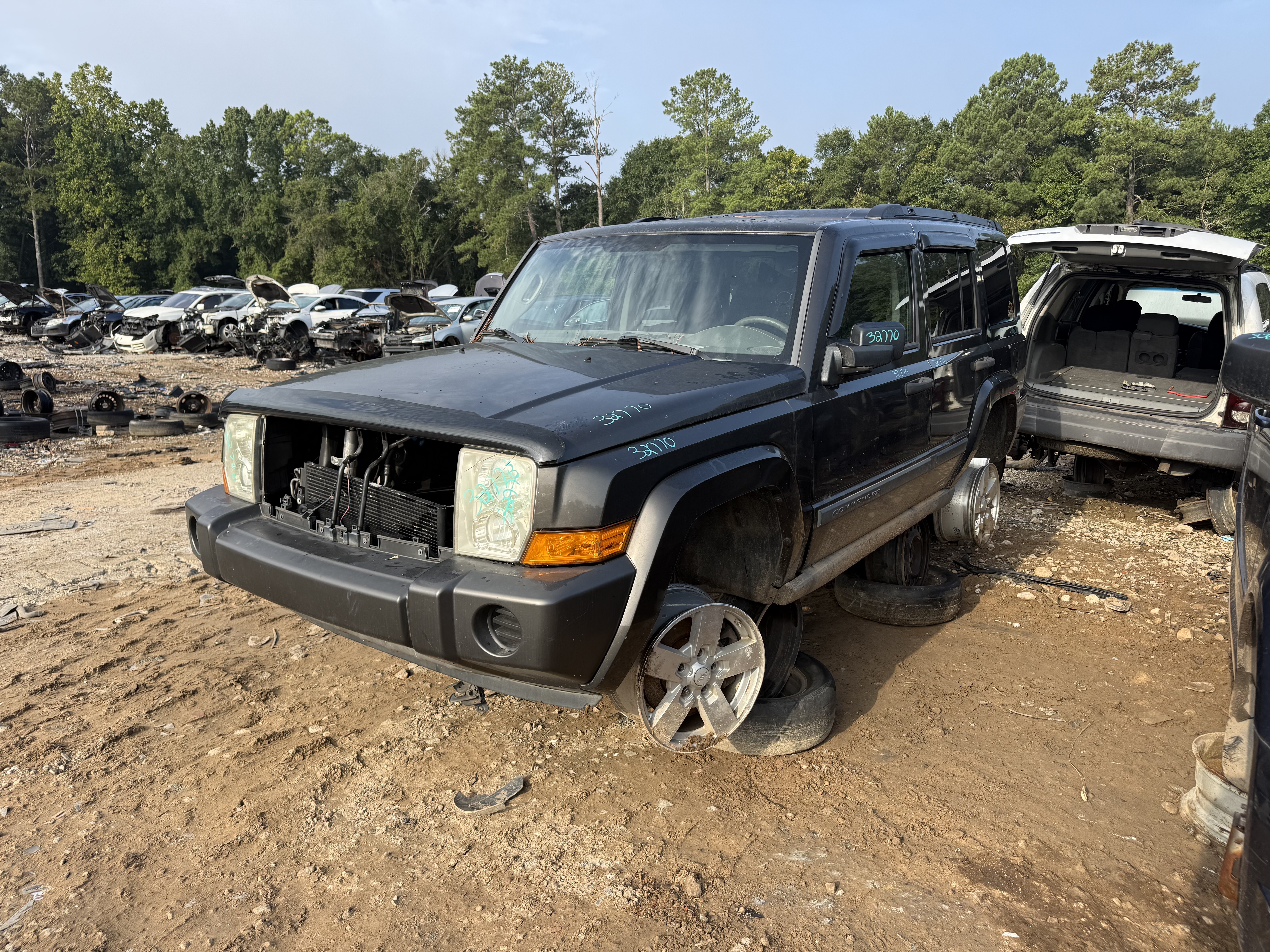 2006 JEEP Commander