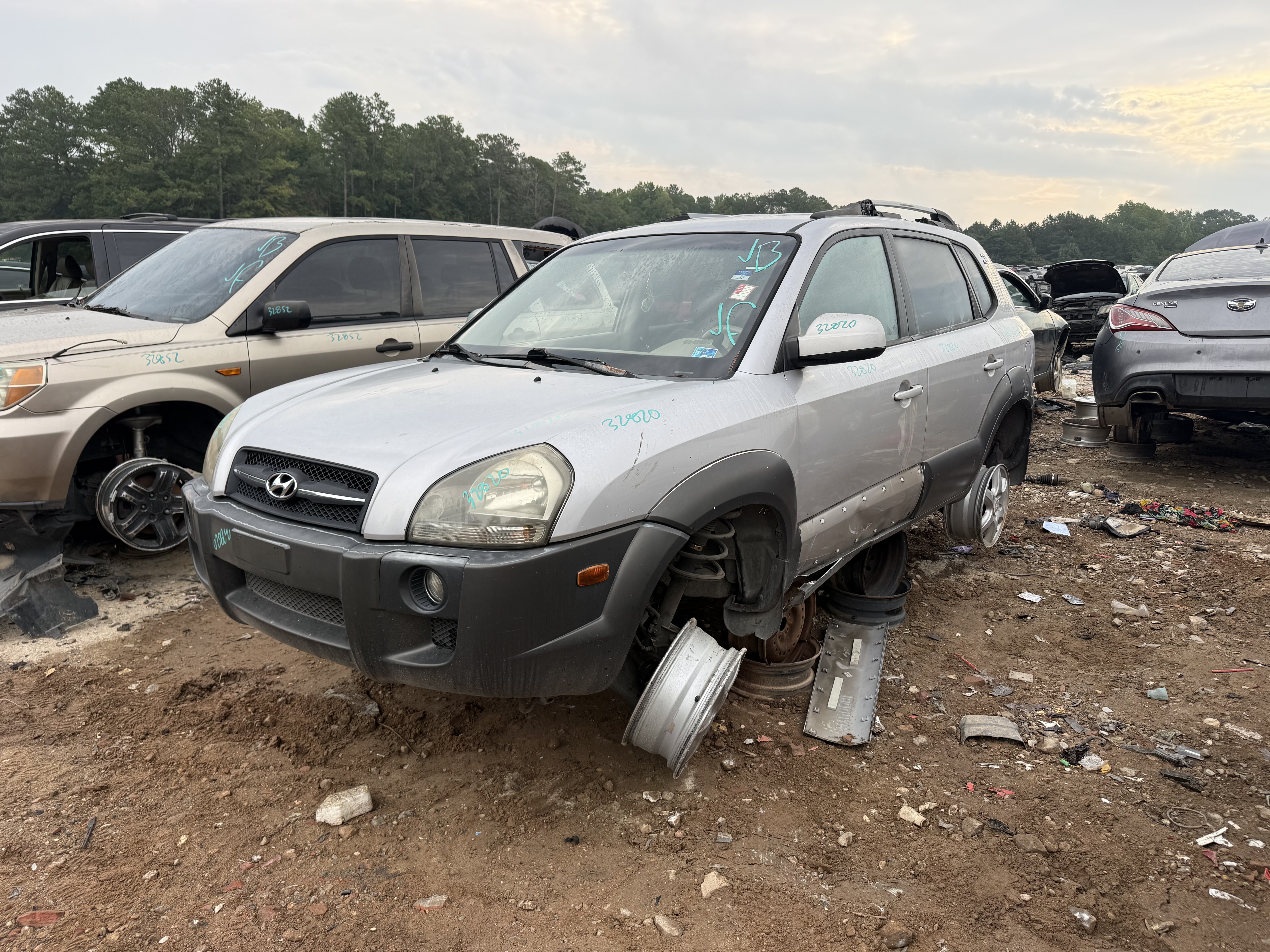 2005 HYUNDAI Tucson