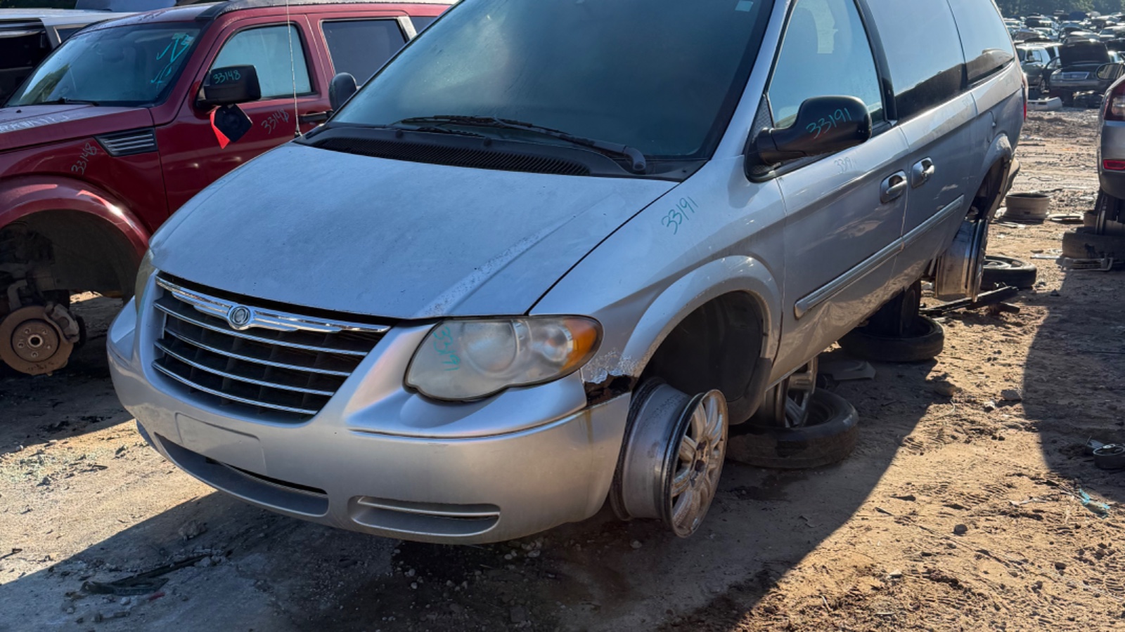 2005 CHRYSLER Town and Country