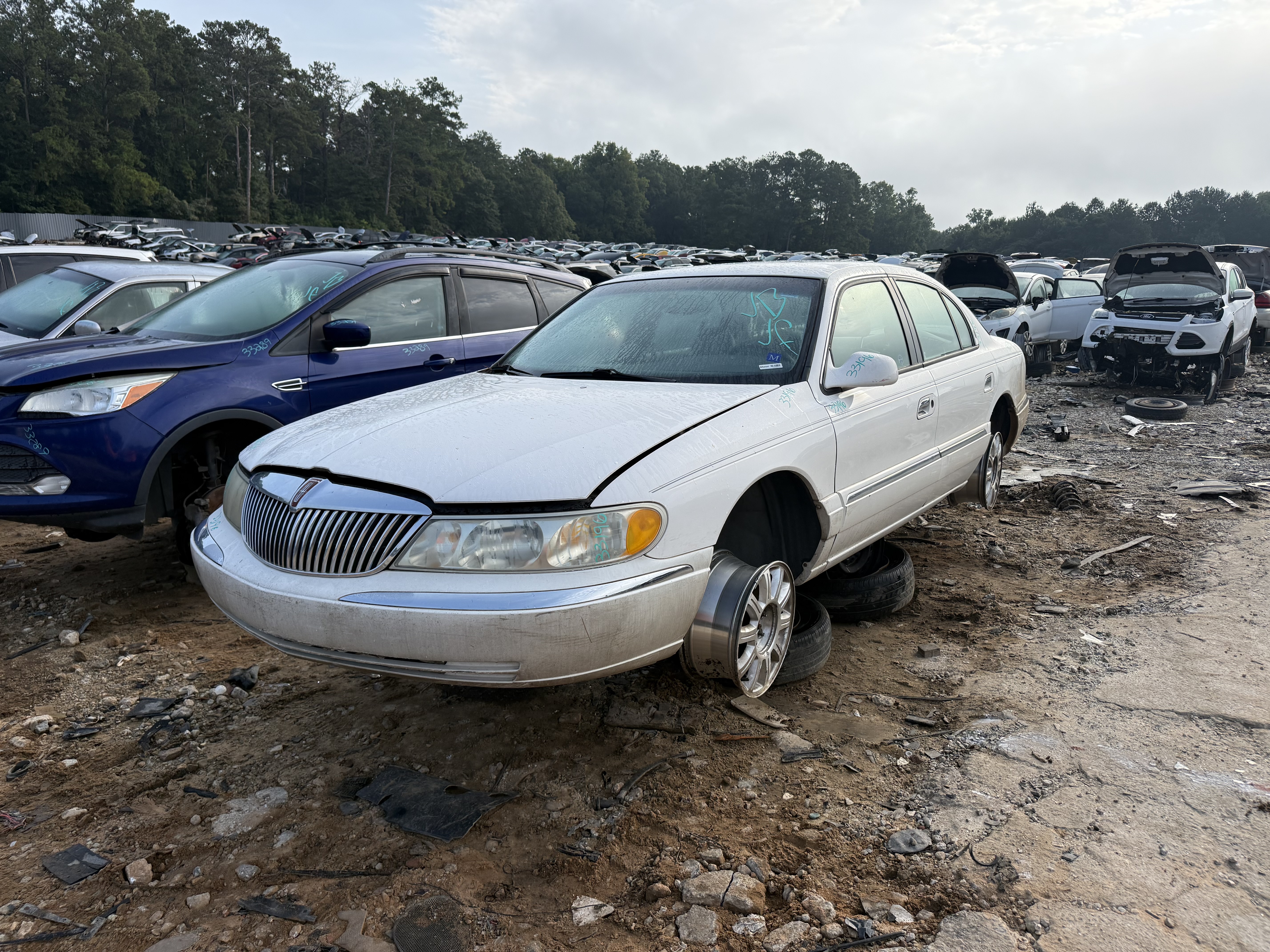 1999 LINCOLN Continental