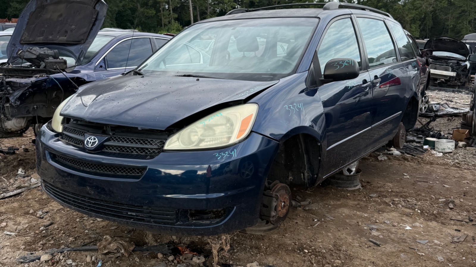 2004 TOYOTA Sienna