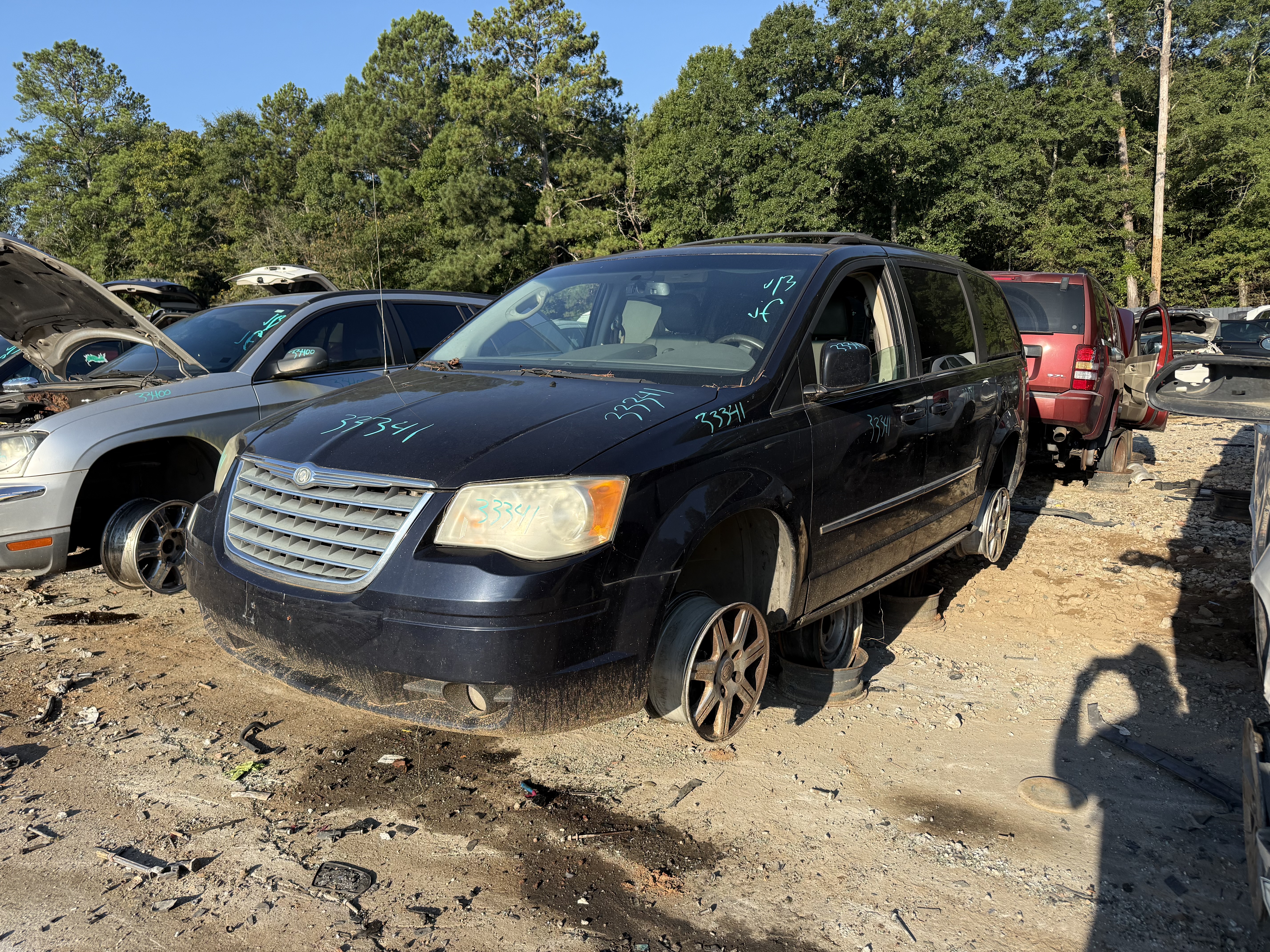 2010 CHRYSLER Town and Country