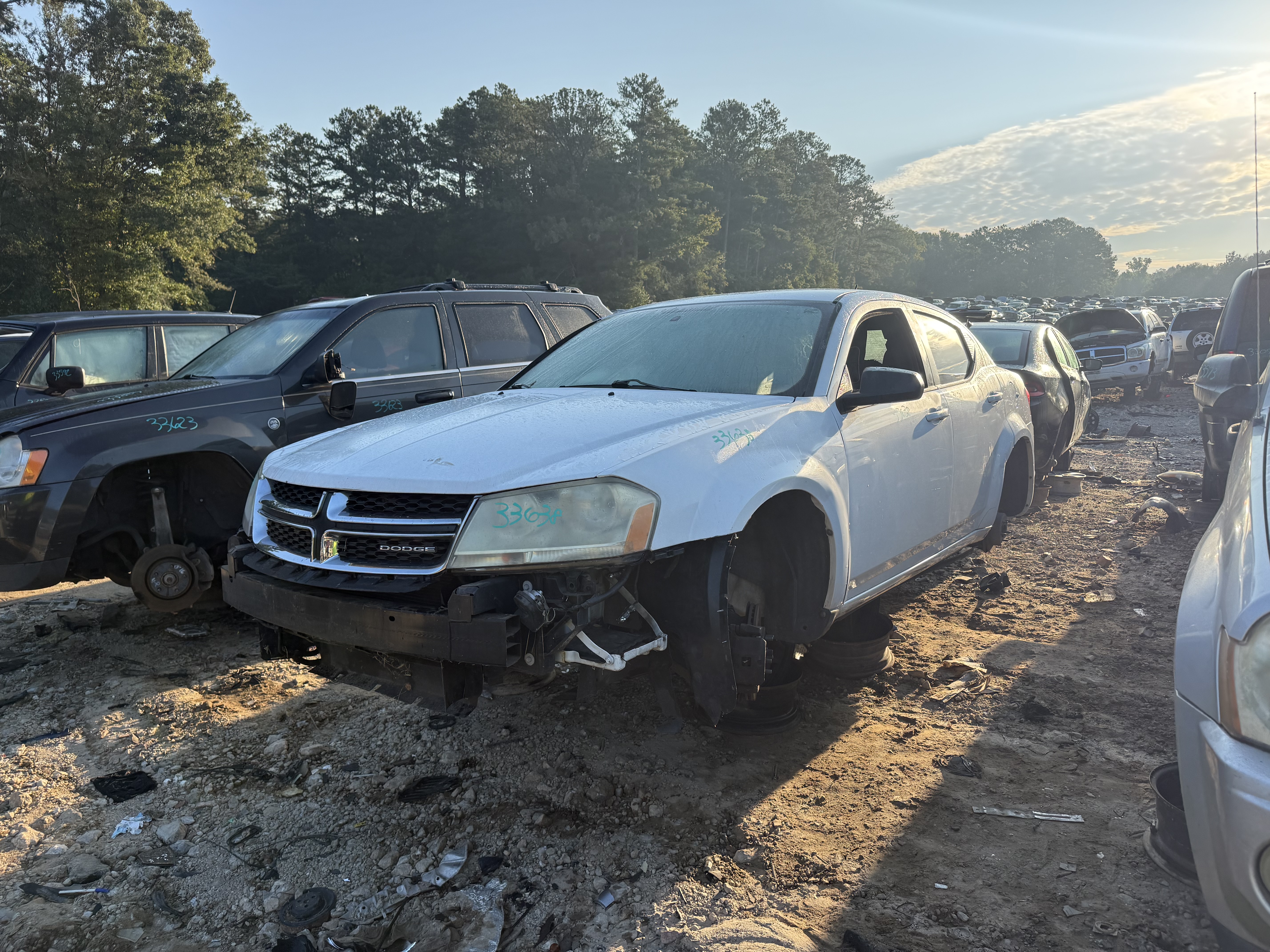 2011 DODGE Avenger