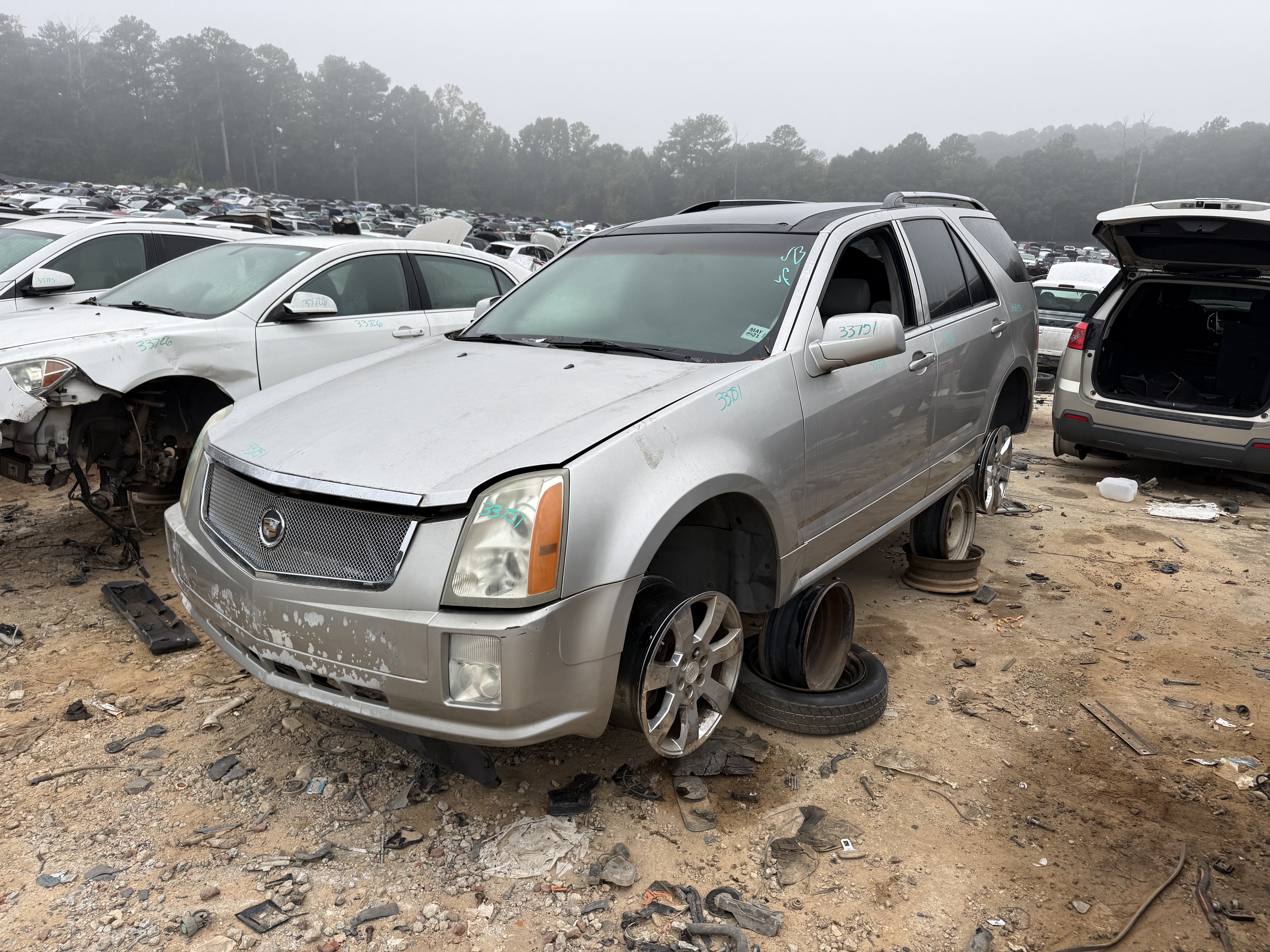 2005 CADILLAC Srx