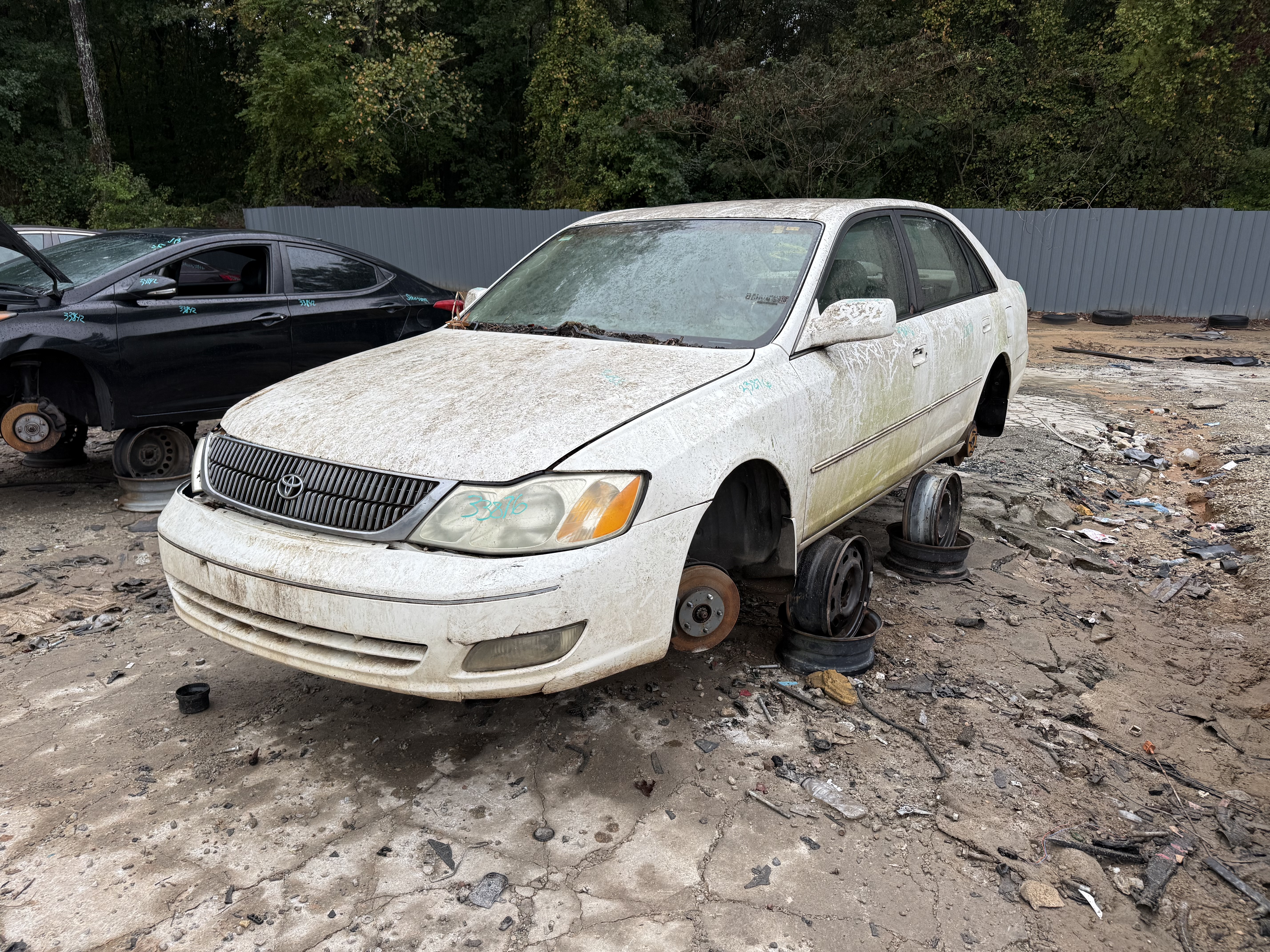 2002 TOYOTA Avalon